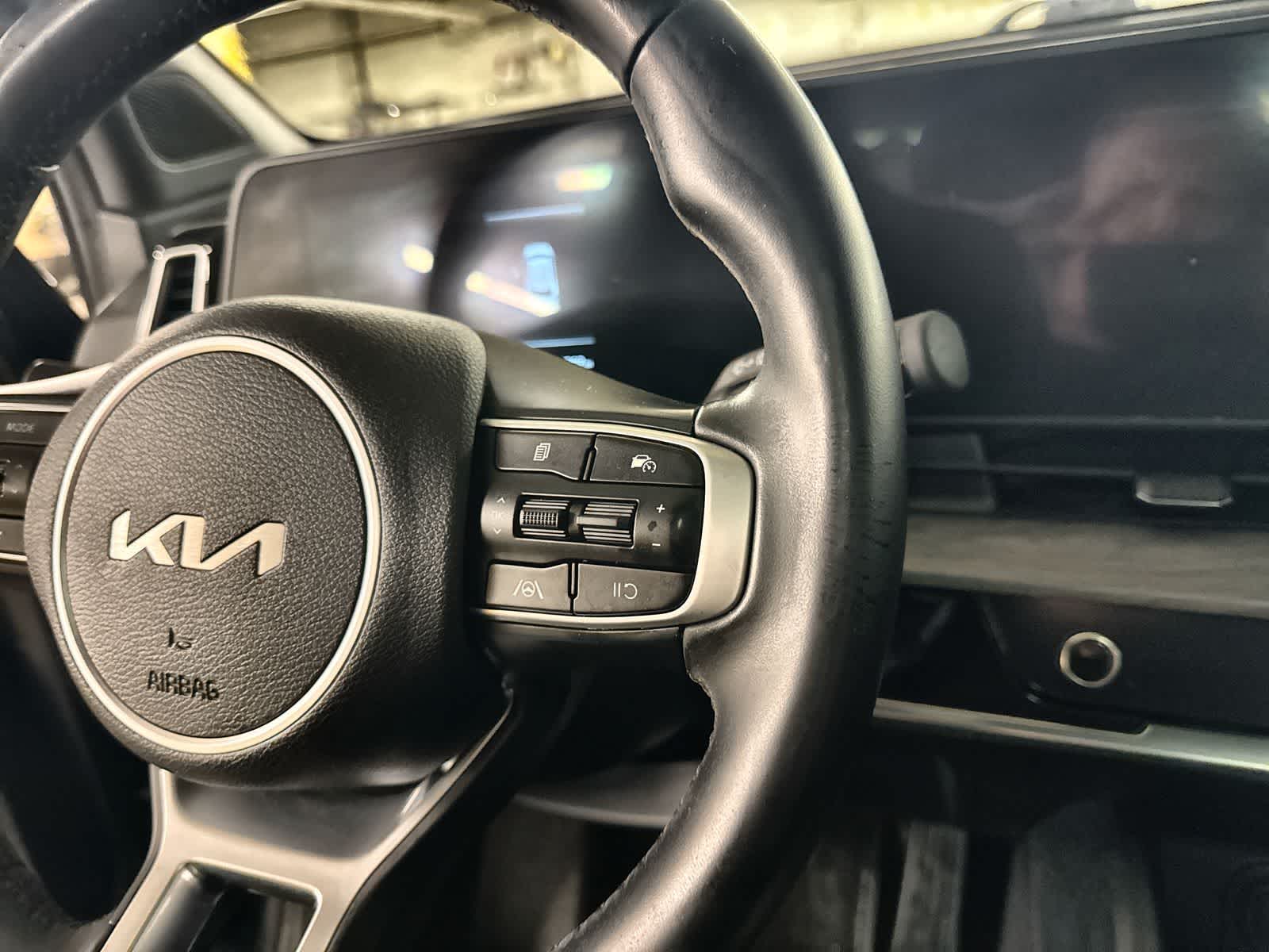 Thumbnail: 2023 Kia Sportage - 23