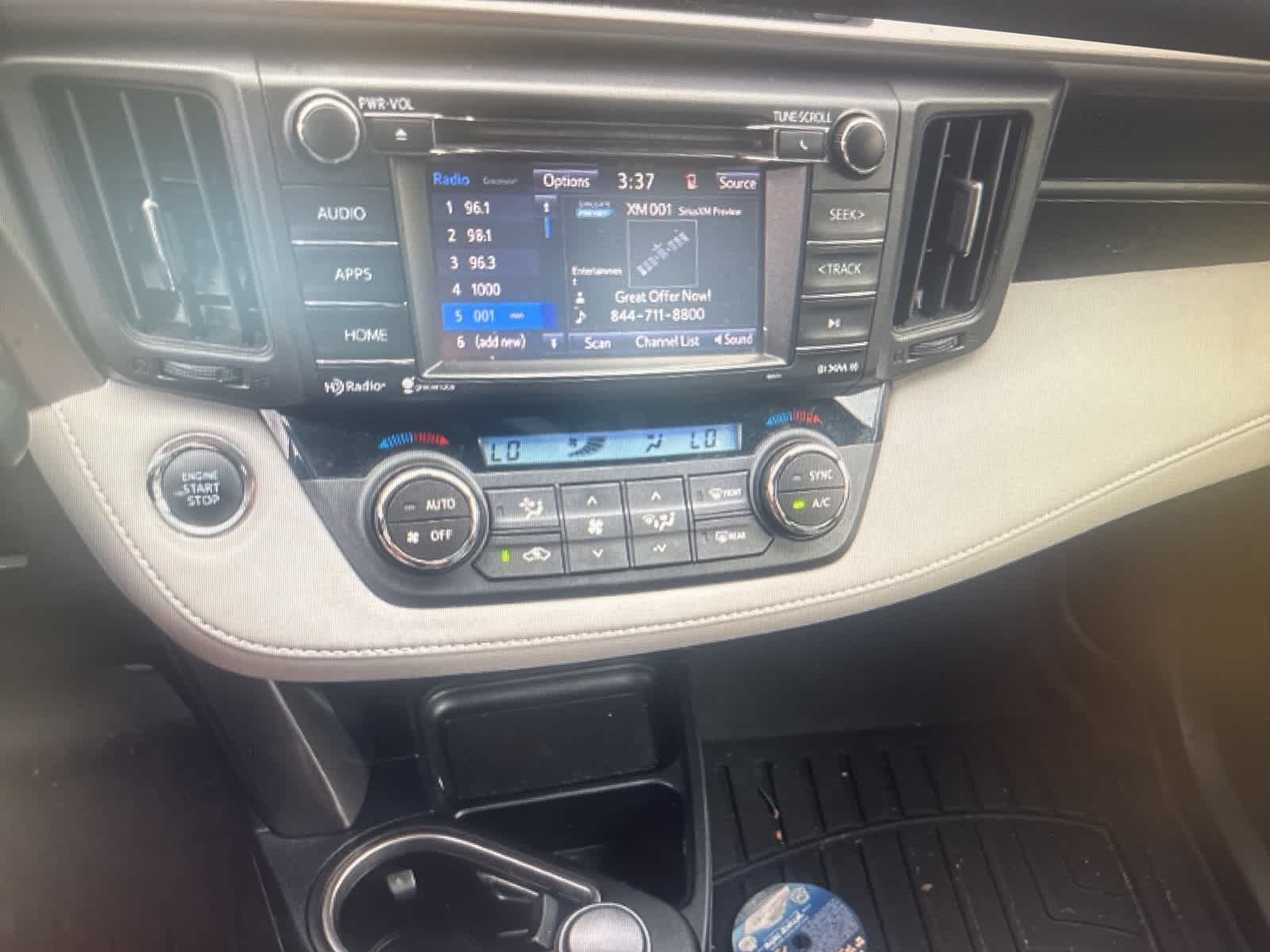 Thumbnail: 2018 Toyota RAV4 - 16