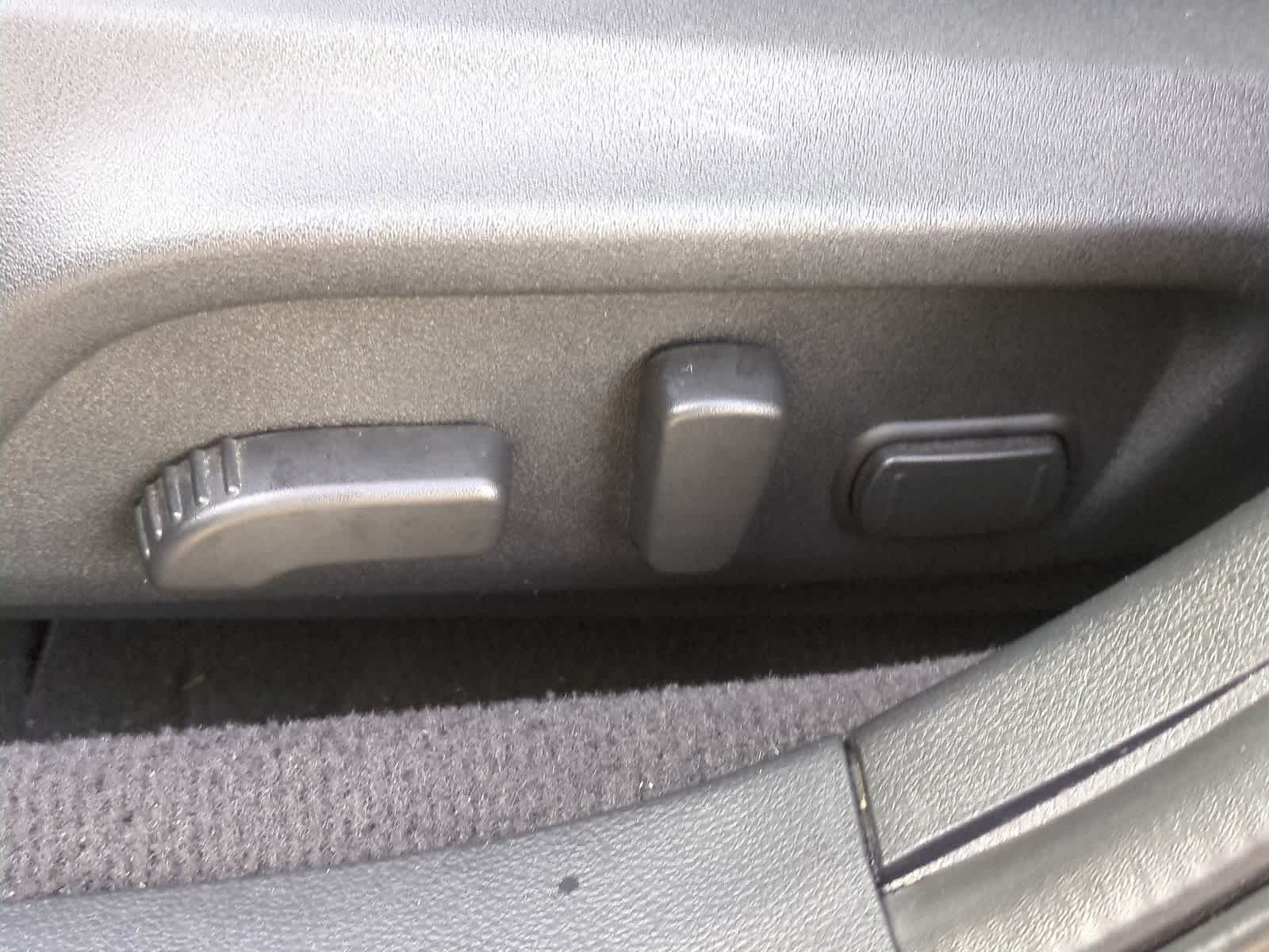 Thumbnail: 2019 Subaru Outback - 18