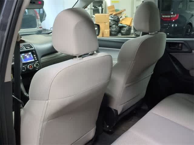 2018 Subaru Forester Premium 18