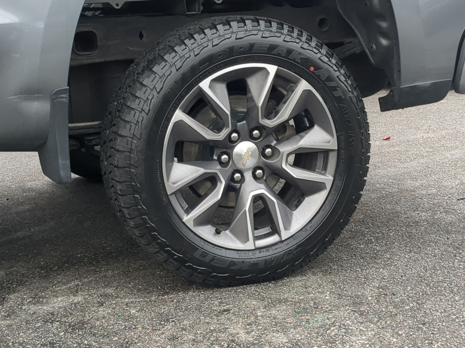 Thumbnail: 2021 Chevrolet Silverado 1500 - 13