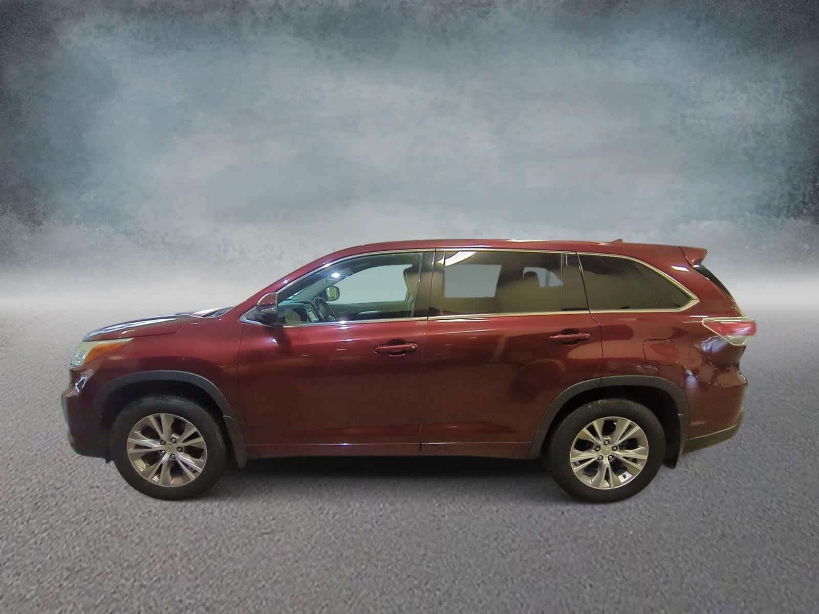 Thumbnail: 2015 Toyota Highlander - 5
