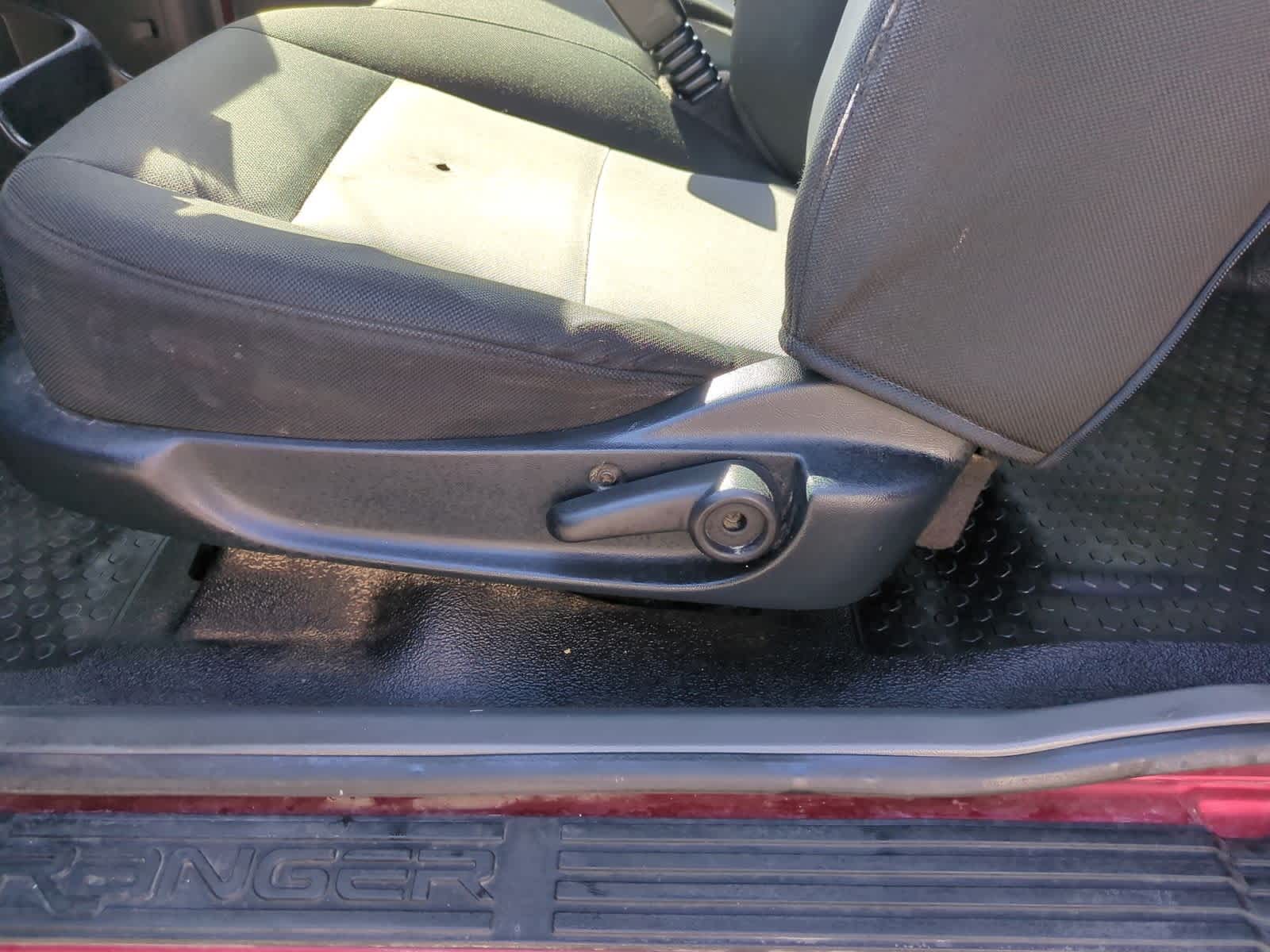 Thumbnail: 2010 Ford Ranger - 18