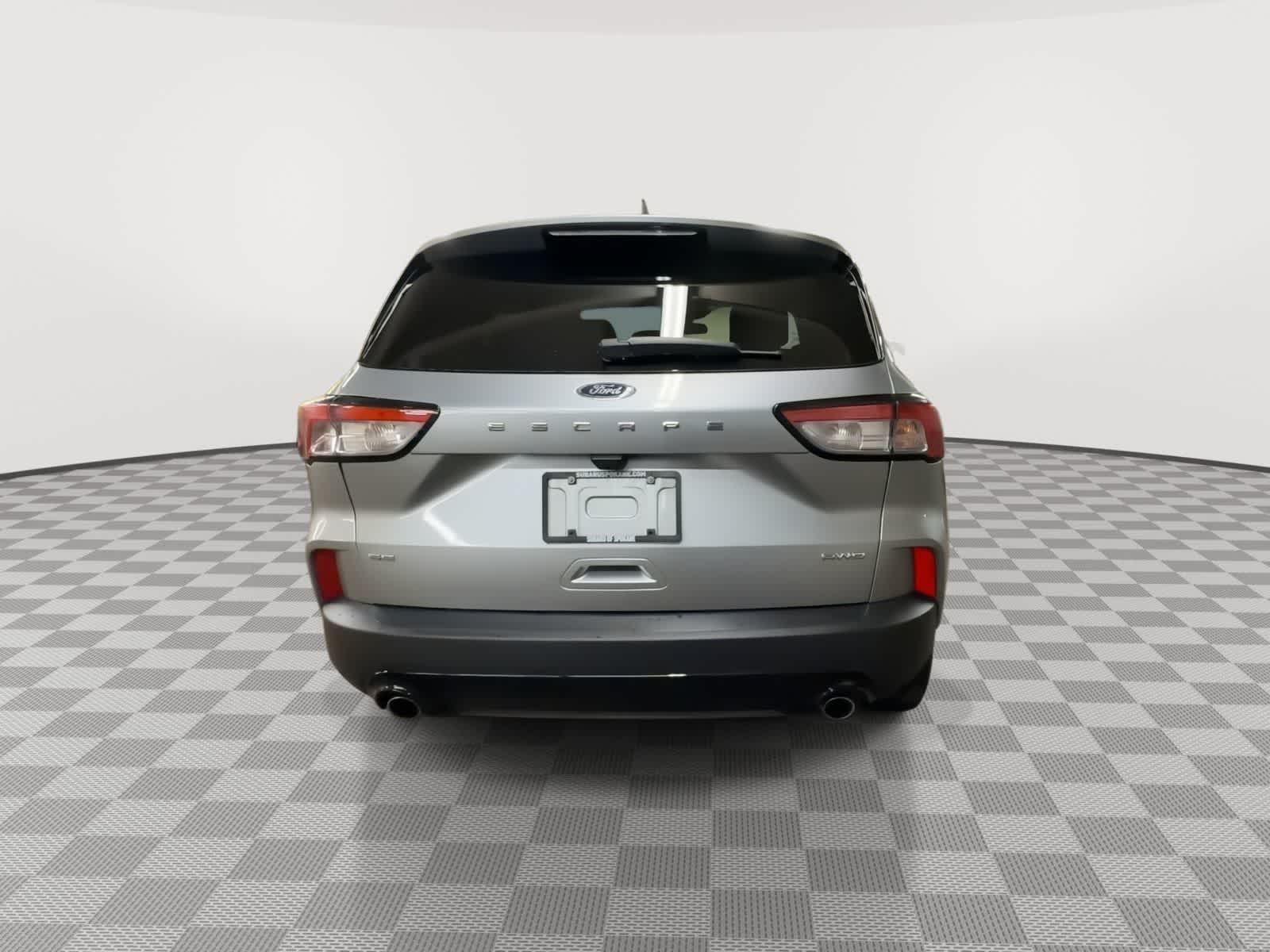 Thumbnail: 2022 Ford Escape - 7