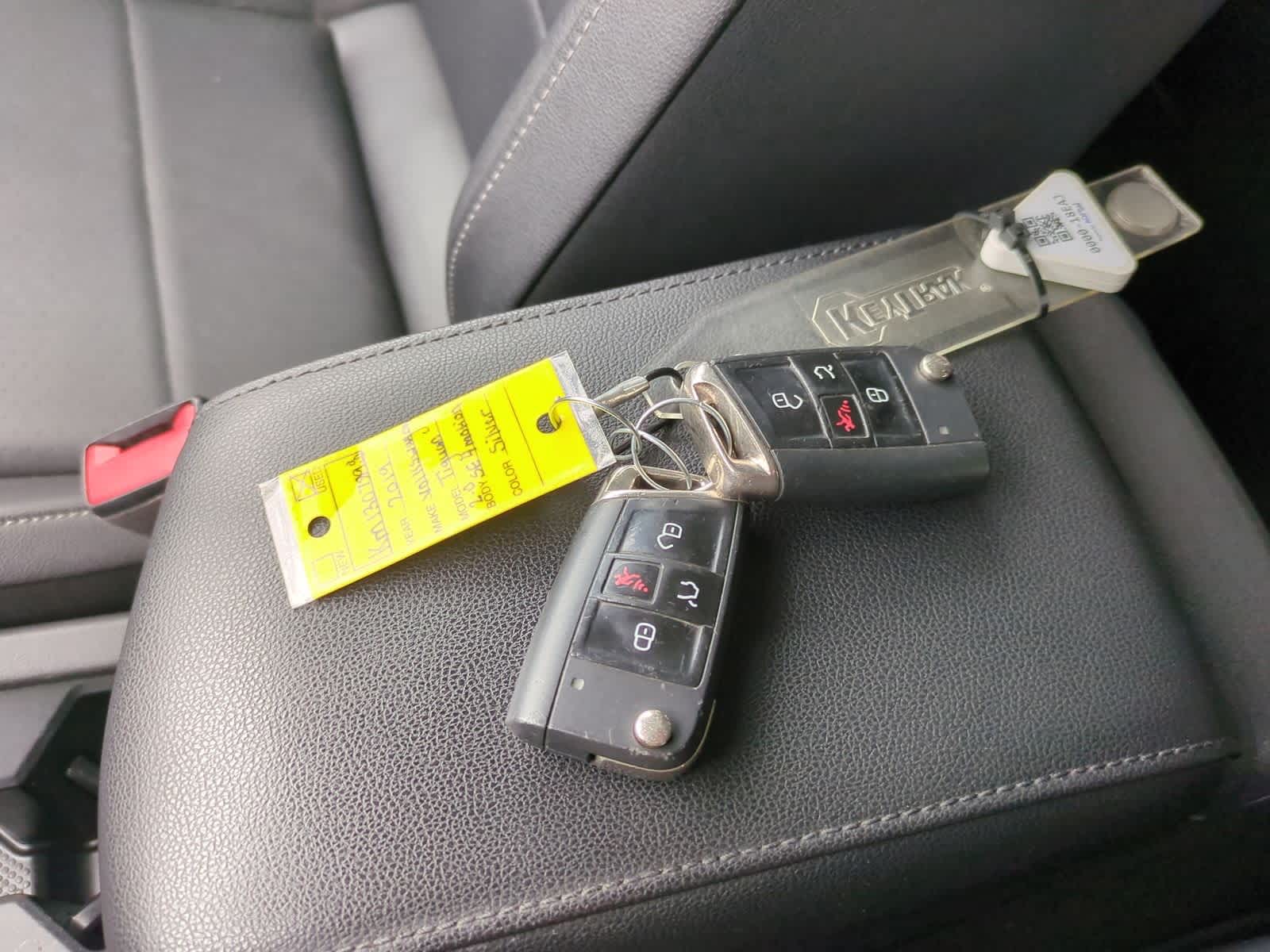 Thumbnail: 2019 Volkswagen Tiguan - 34