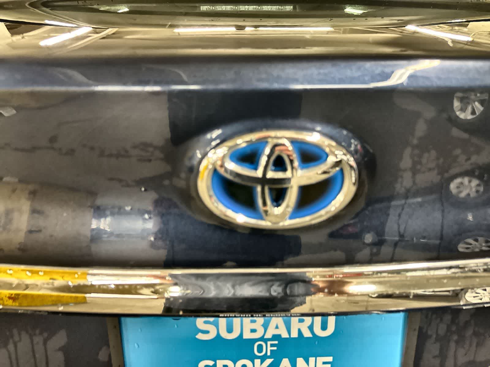 Thumbnail: 2017 Toyota Camry - 12