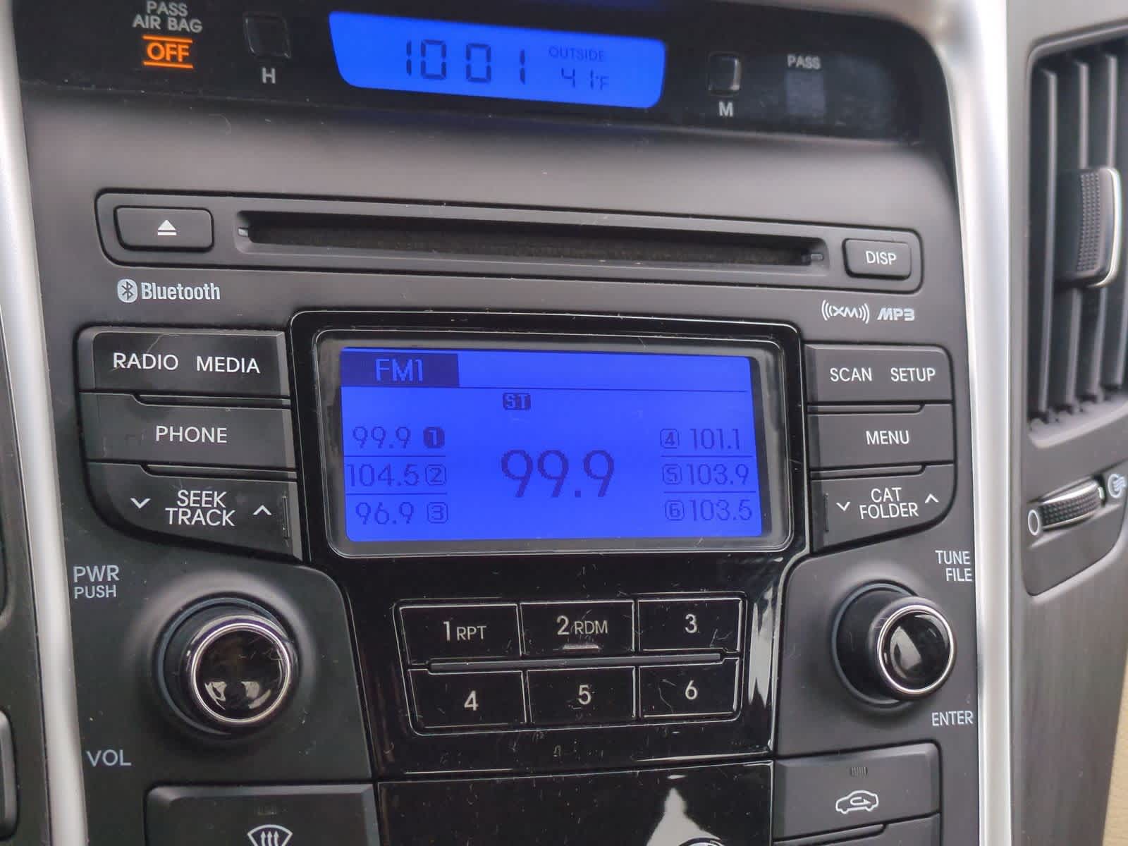 Thumbnail: 2013 Hyundai Sonata - 29