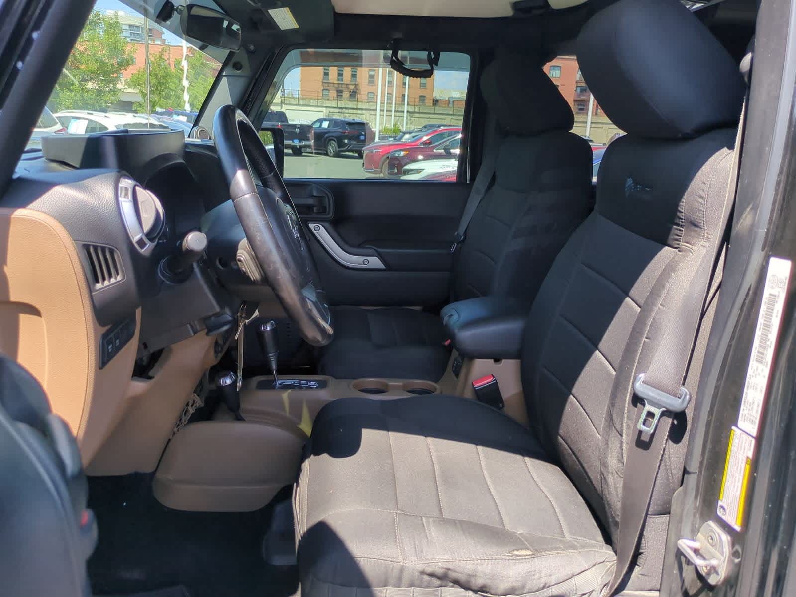 Thumbnail: 2012 Jeep Wrangler - 17