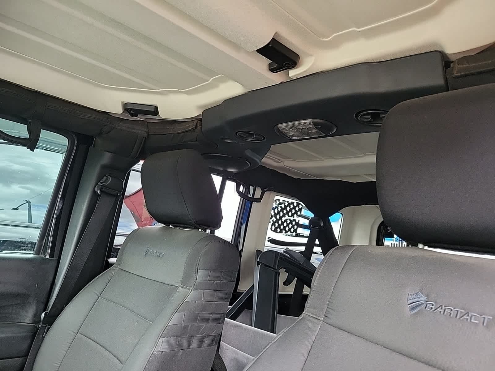 Thumbnail: 2012 Jeep Wrangler - 6