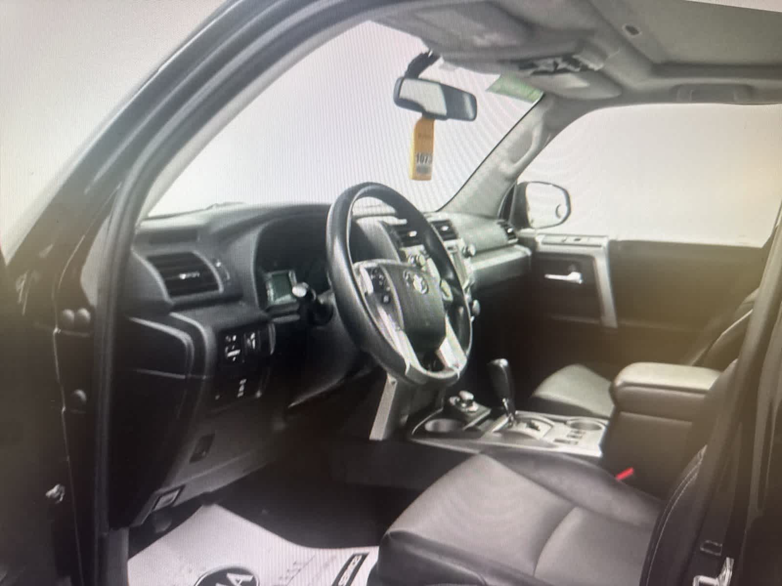 Thumbnail: 2016 Toyota 4Runner - 5