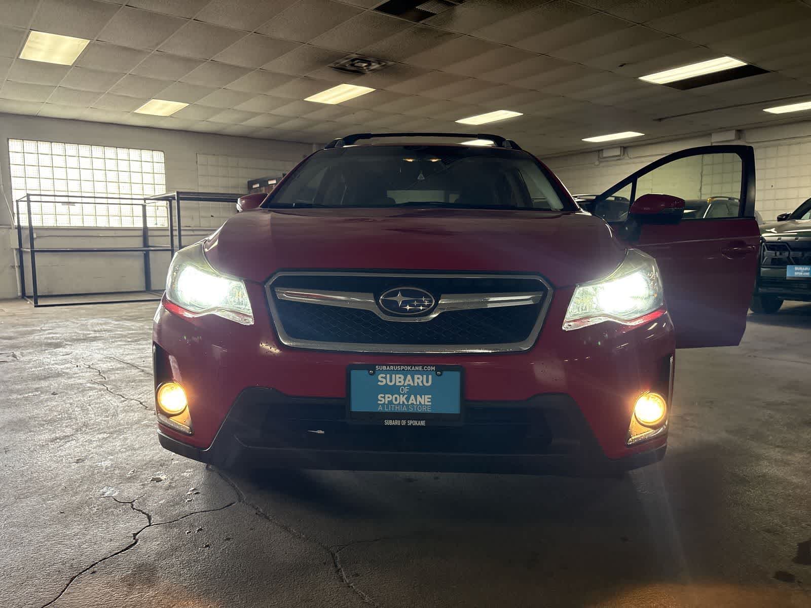 Thumbnail: 2016 Subaru Crosstrek - 11