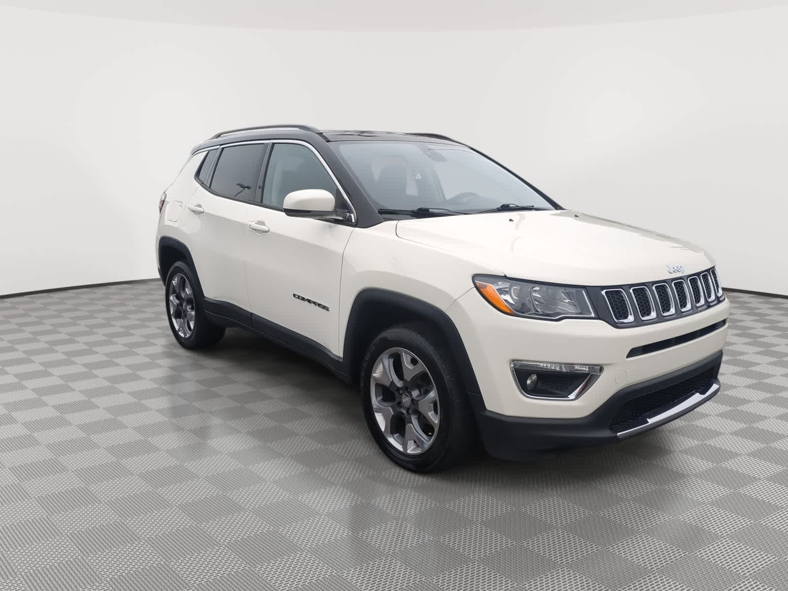 Thumbnail: 2018 Jeep Compass - 2