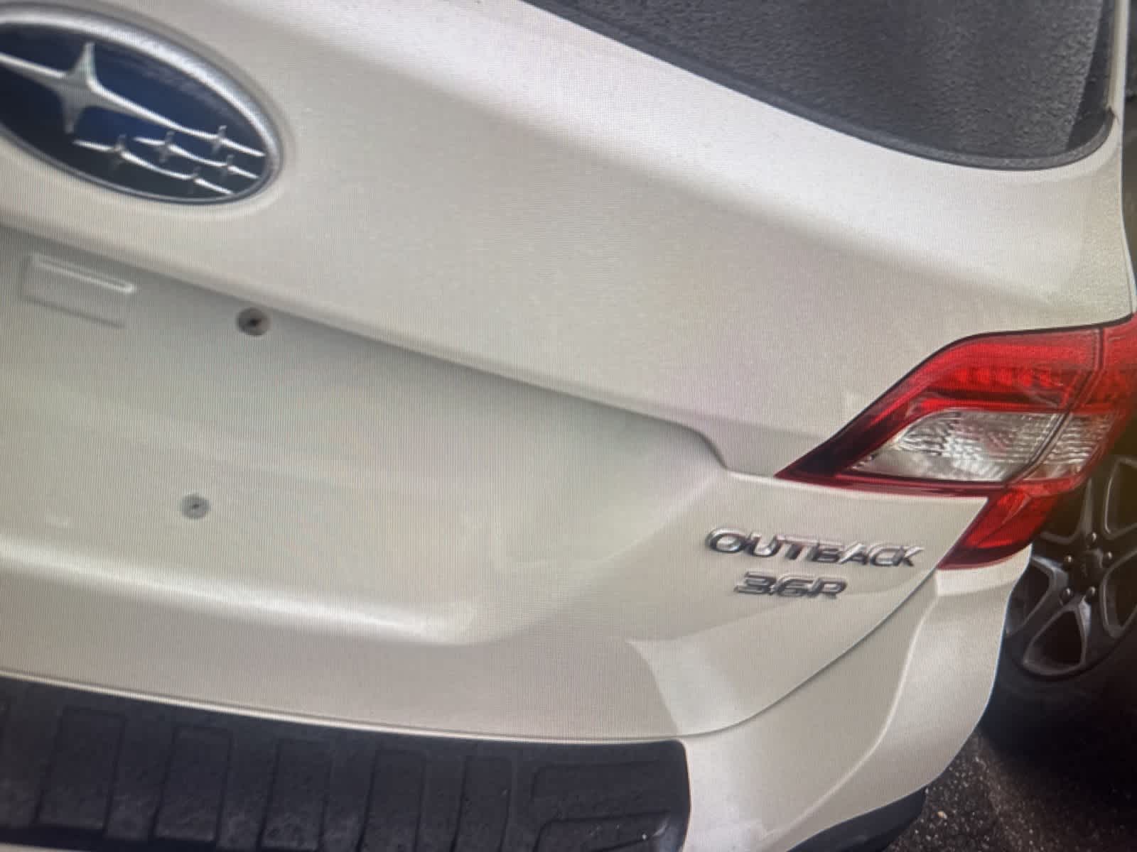 Thumbnail: 2018 Subaru Outback - 8