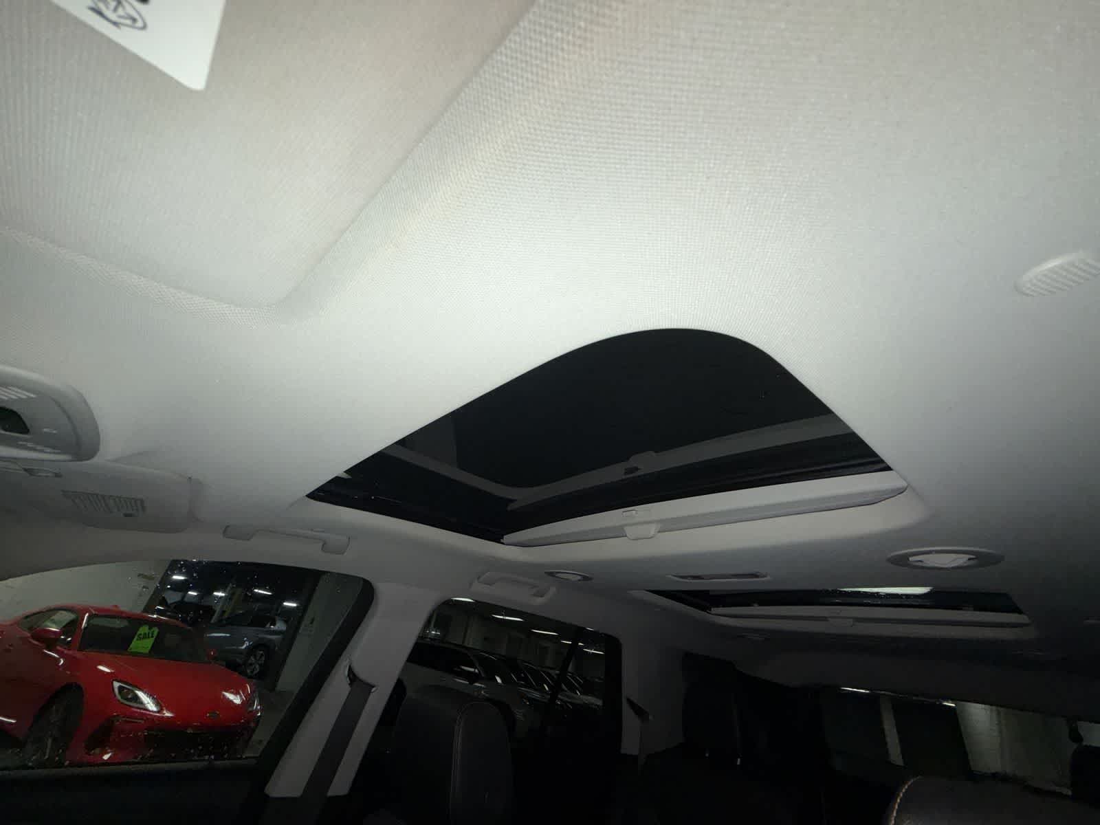 Thumbnail: 2019 Chevrolet Traverse - 20