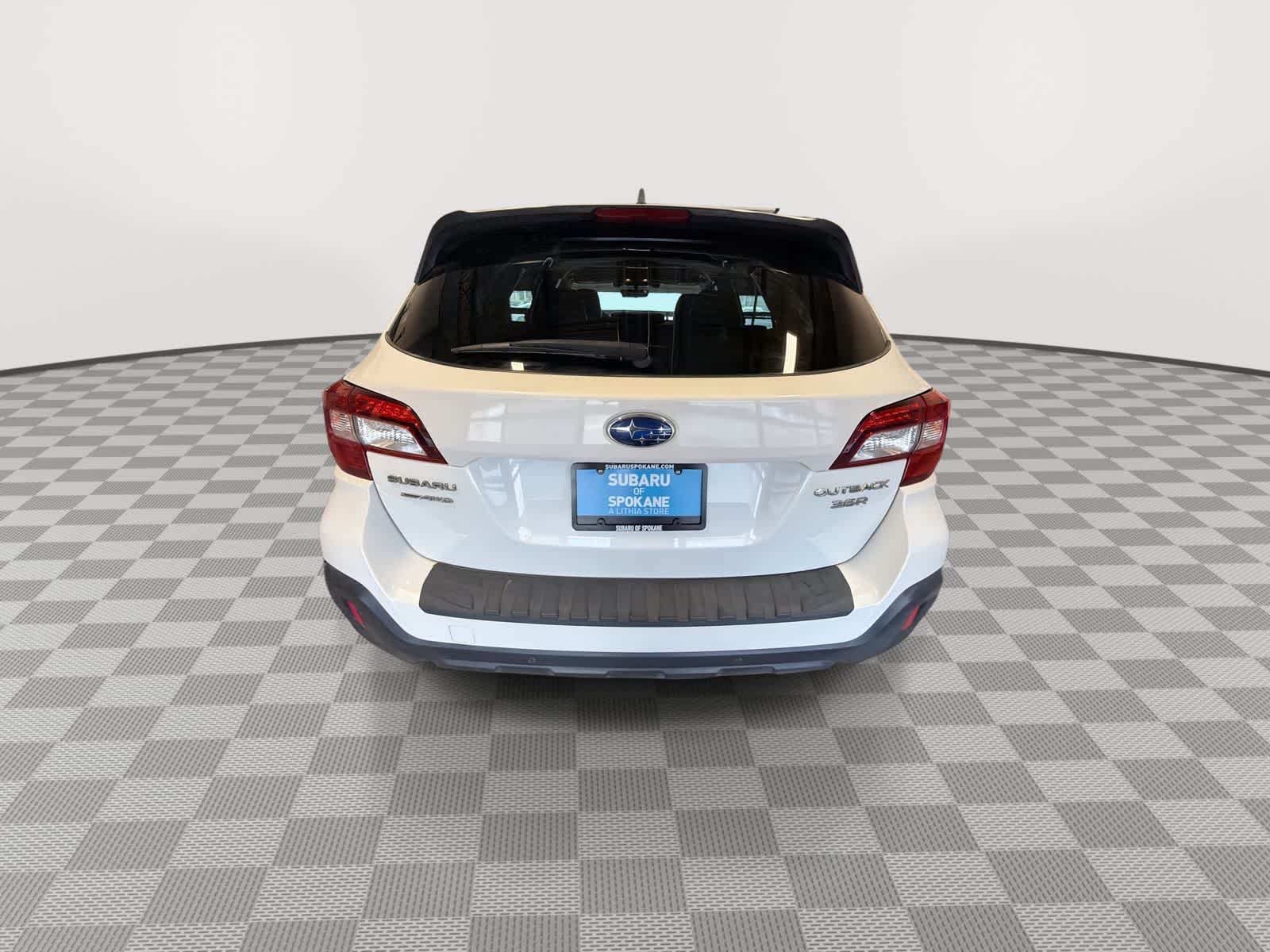 Thumbnail: 2018 Subaru Outback - 7