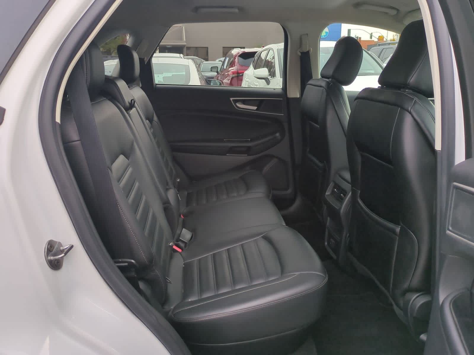 Thumbnail: 2020 Ford Edge - 20