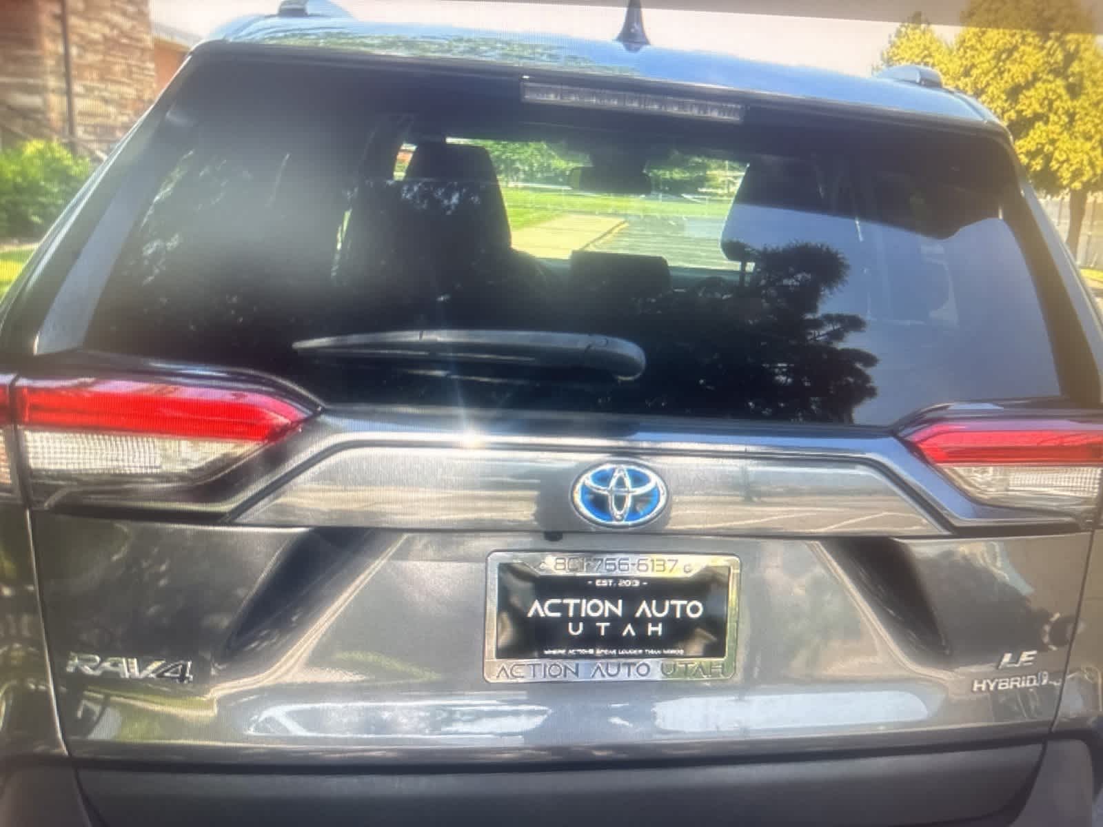 Thumbnail: 2021 Toyota RAV4 - 4