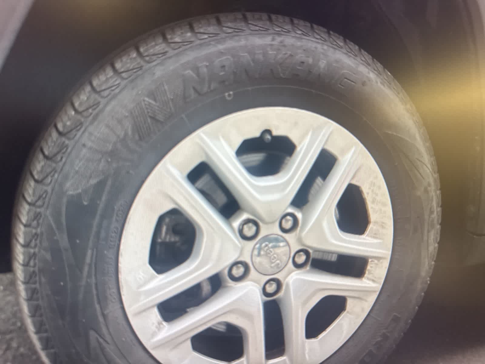 Thumbnail: 2018 Jeep Compass - 9