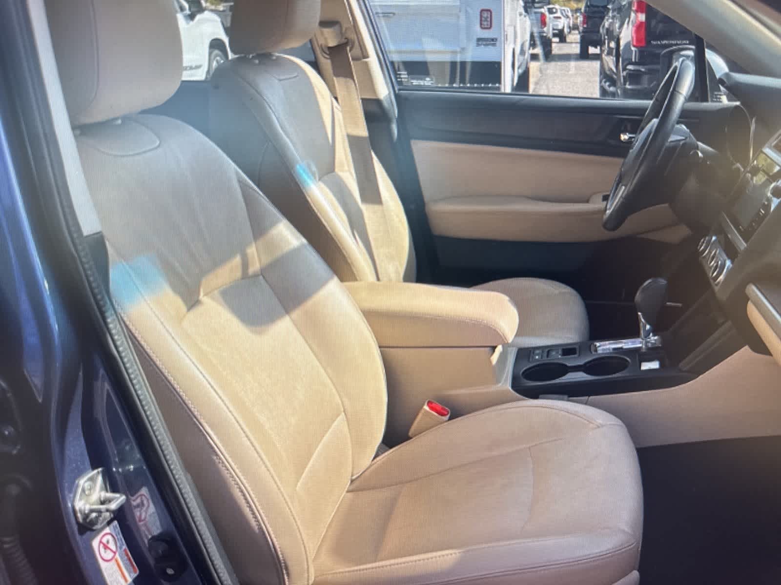Thumbnail: 2016 Subaru Outback - 12