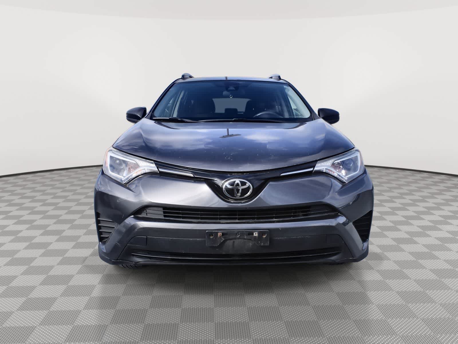 Thumbnail: 2017 Toyota RAV4 - 3