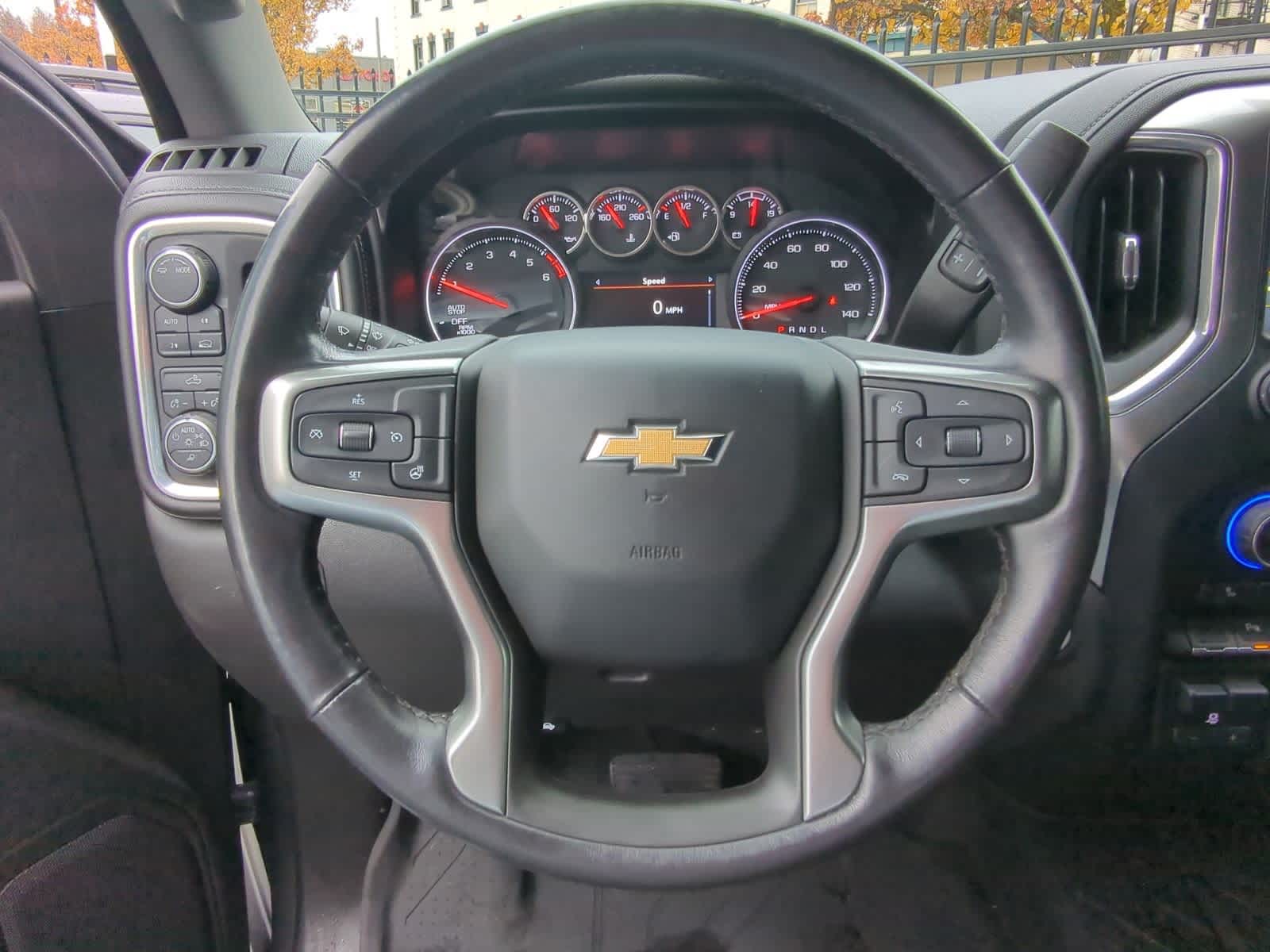 Thumbnail: 2021 Chevrolet Silverado 1500 - 22