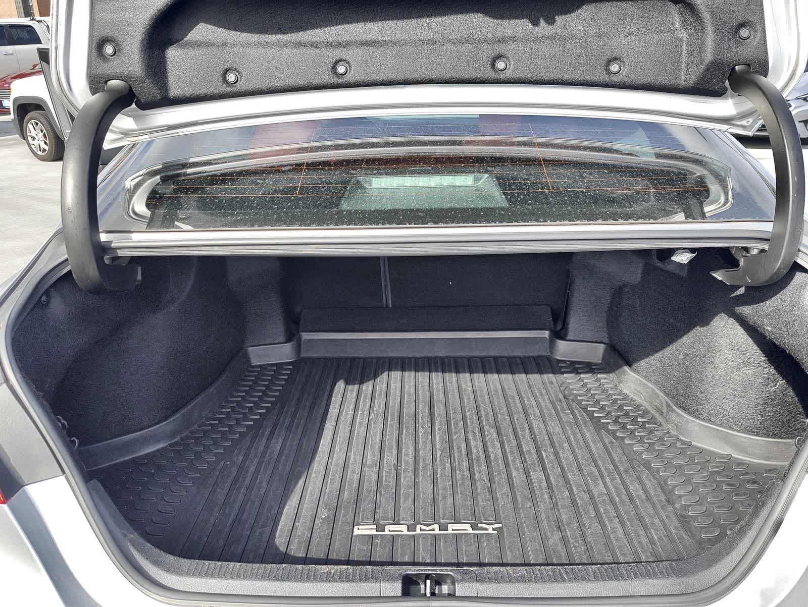 Thumbnail: 2018 Toyota Camry - 35