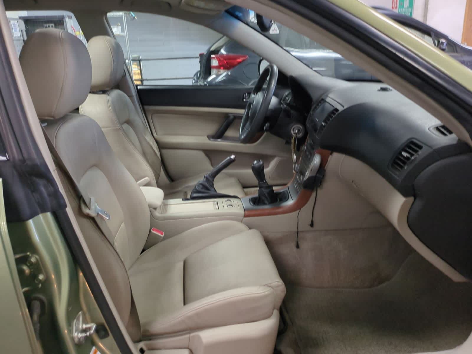 Thumbnail: 2005 Subaru Legacy - 23