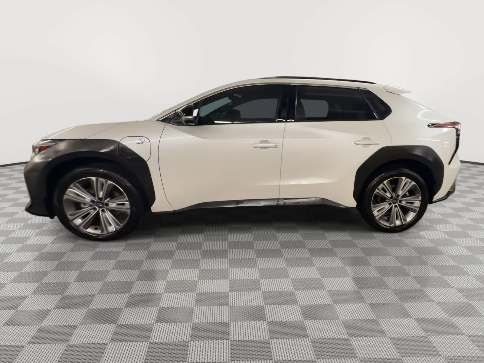 Thumbnail: 2023 Subaru Solterra - 6