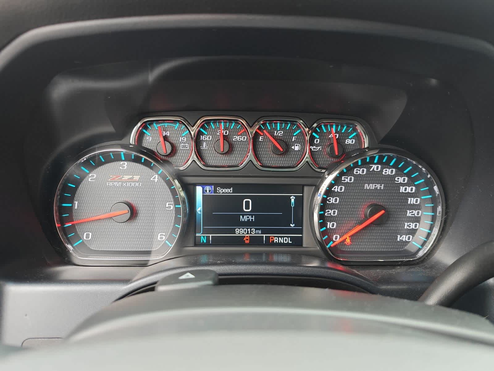 Thumbnail: 2018 Chevrolet Silverado 1500 - 33