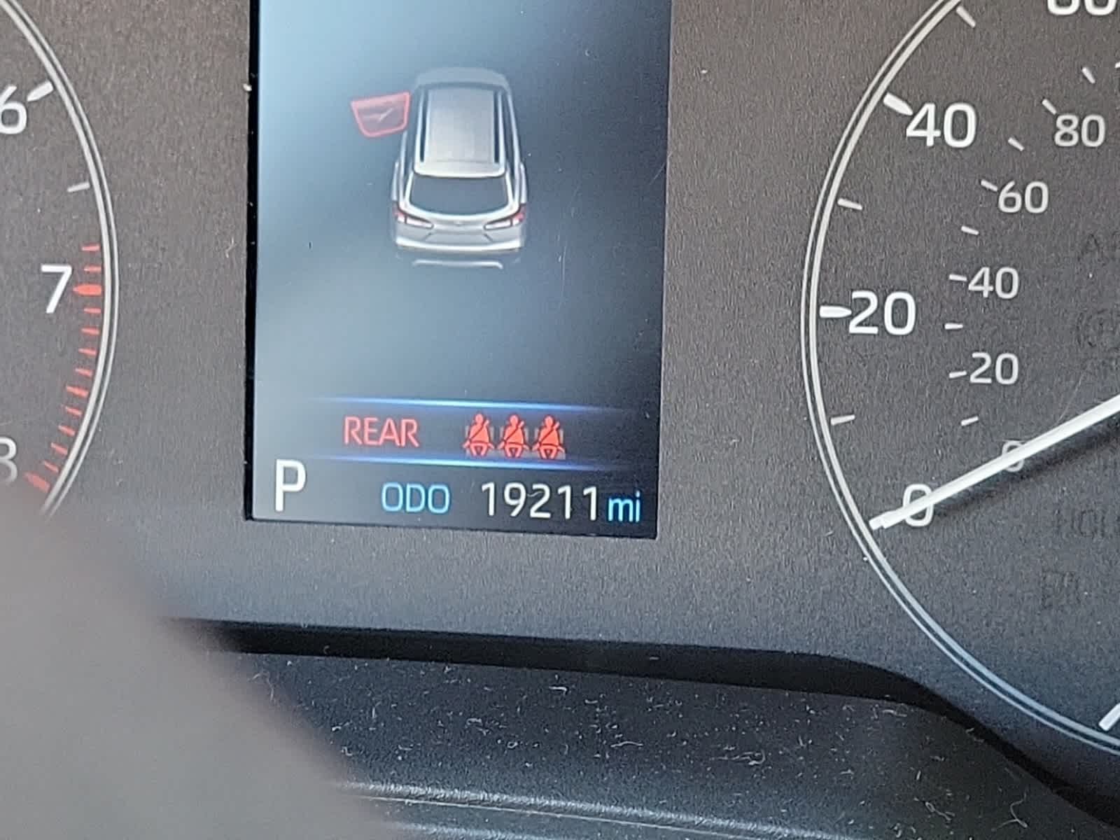 2023 Toyota Corolla Cross L photo 3