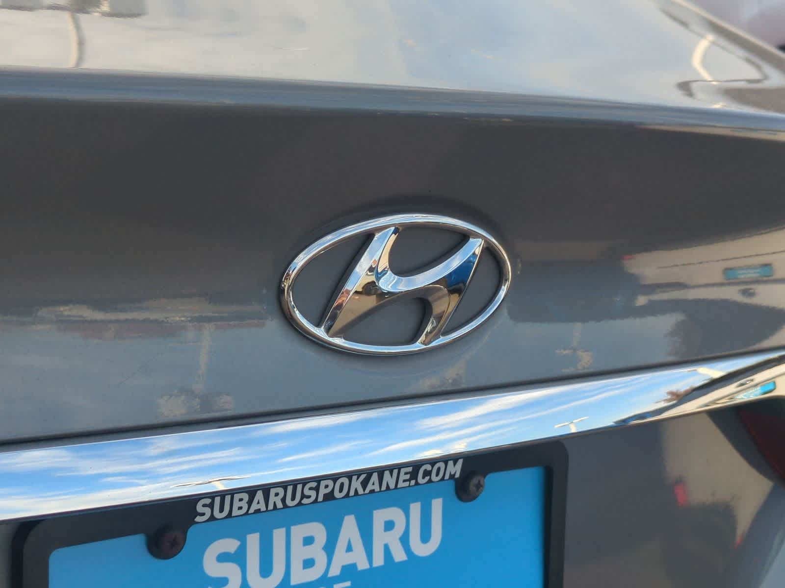 Thumbnail: 2013 Hyundai Sonata - 12