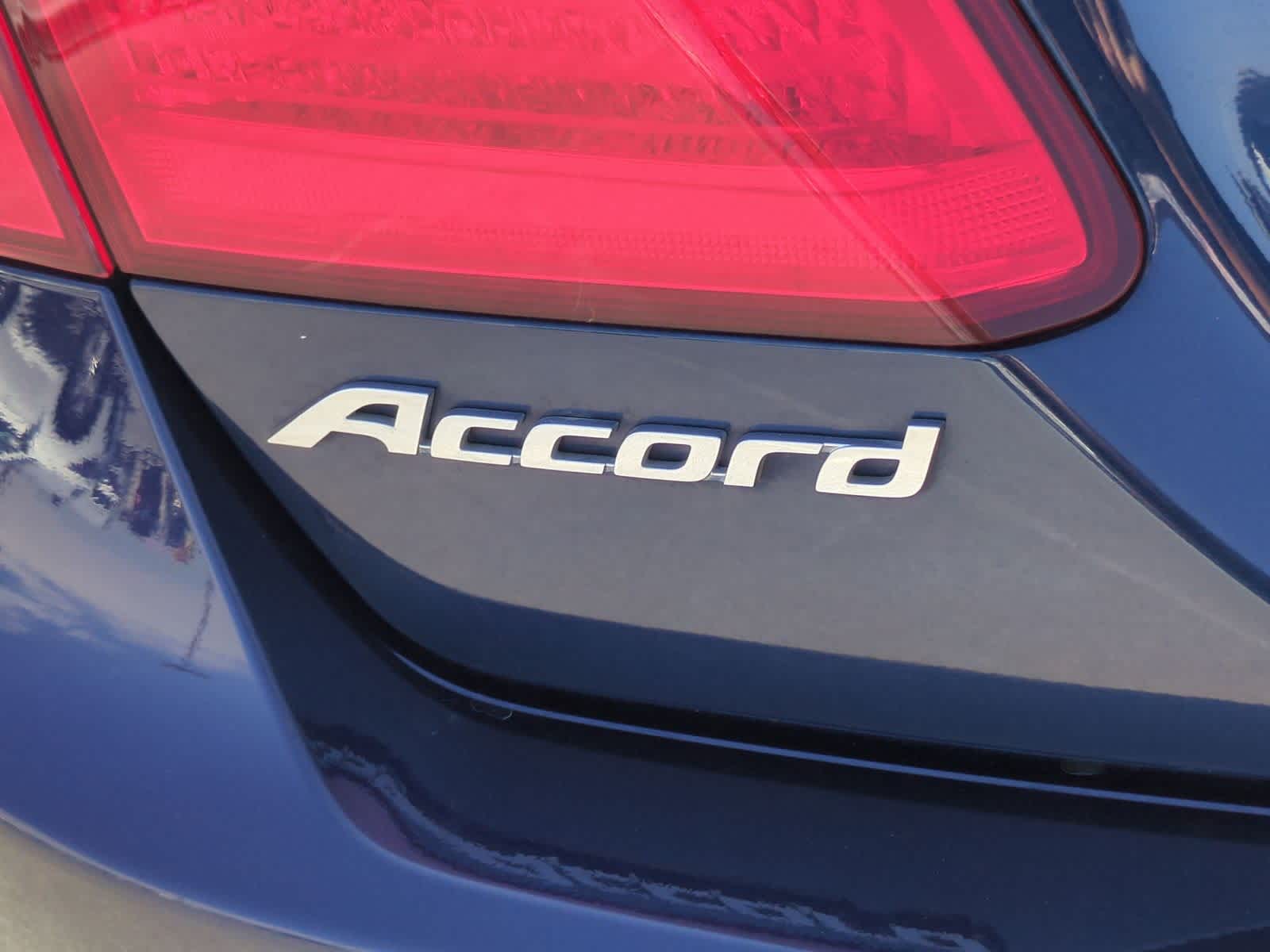 Thumbnail: 2015 Honda Accord - 13