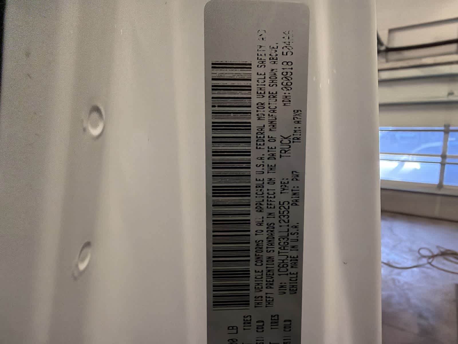 Thumbnail: 2020 Jeep Gladiator - 35