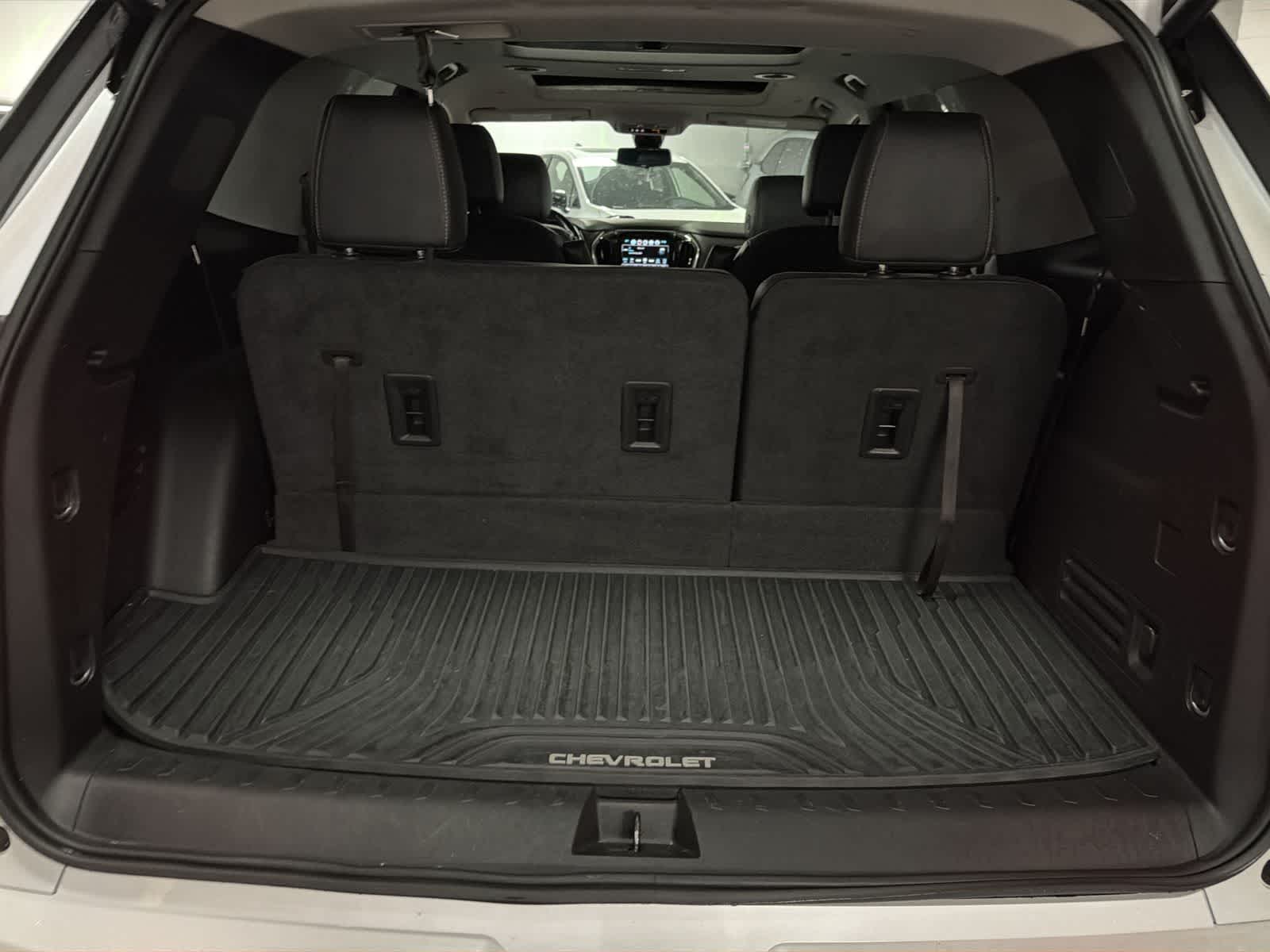 Thumbnail: 2019 Chevrolet Traverse - 37