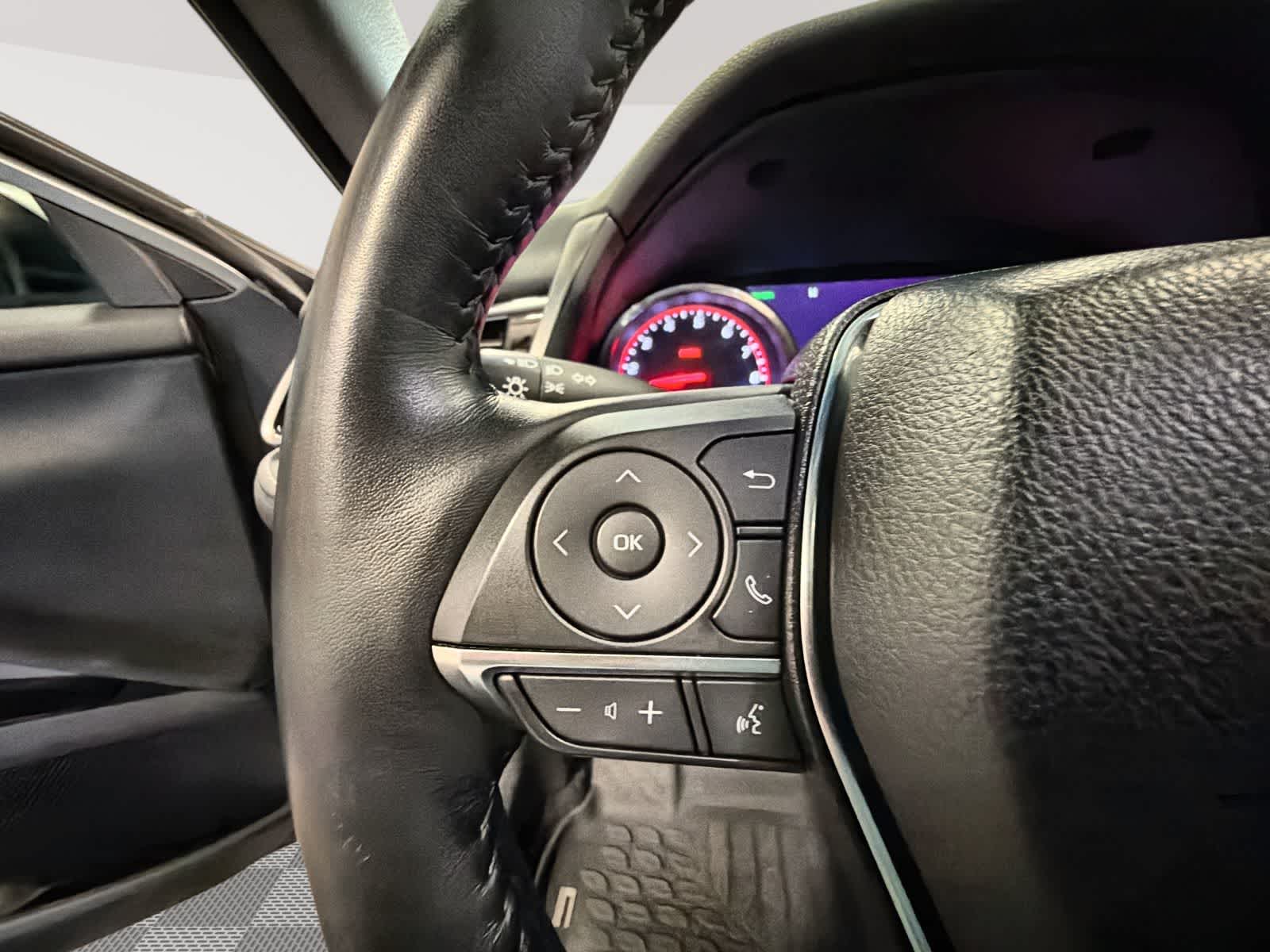 2020 Toyota Camry XSE - Photo 25