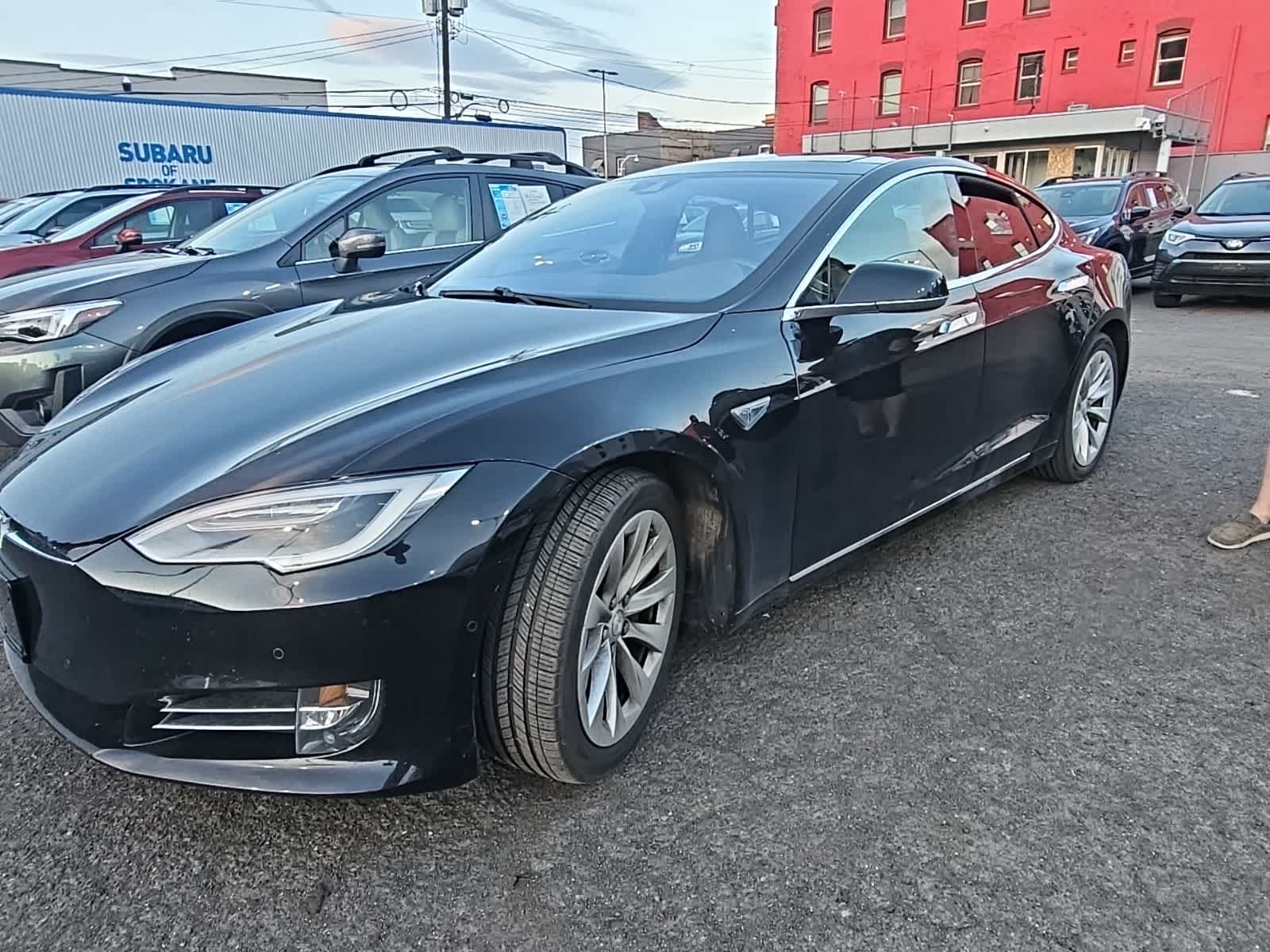 Thumbnail: 2016 Tesla Model S - 2