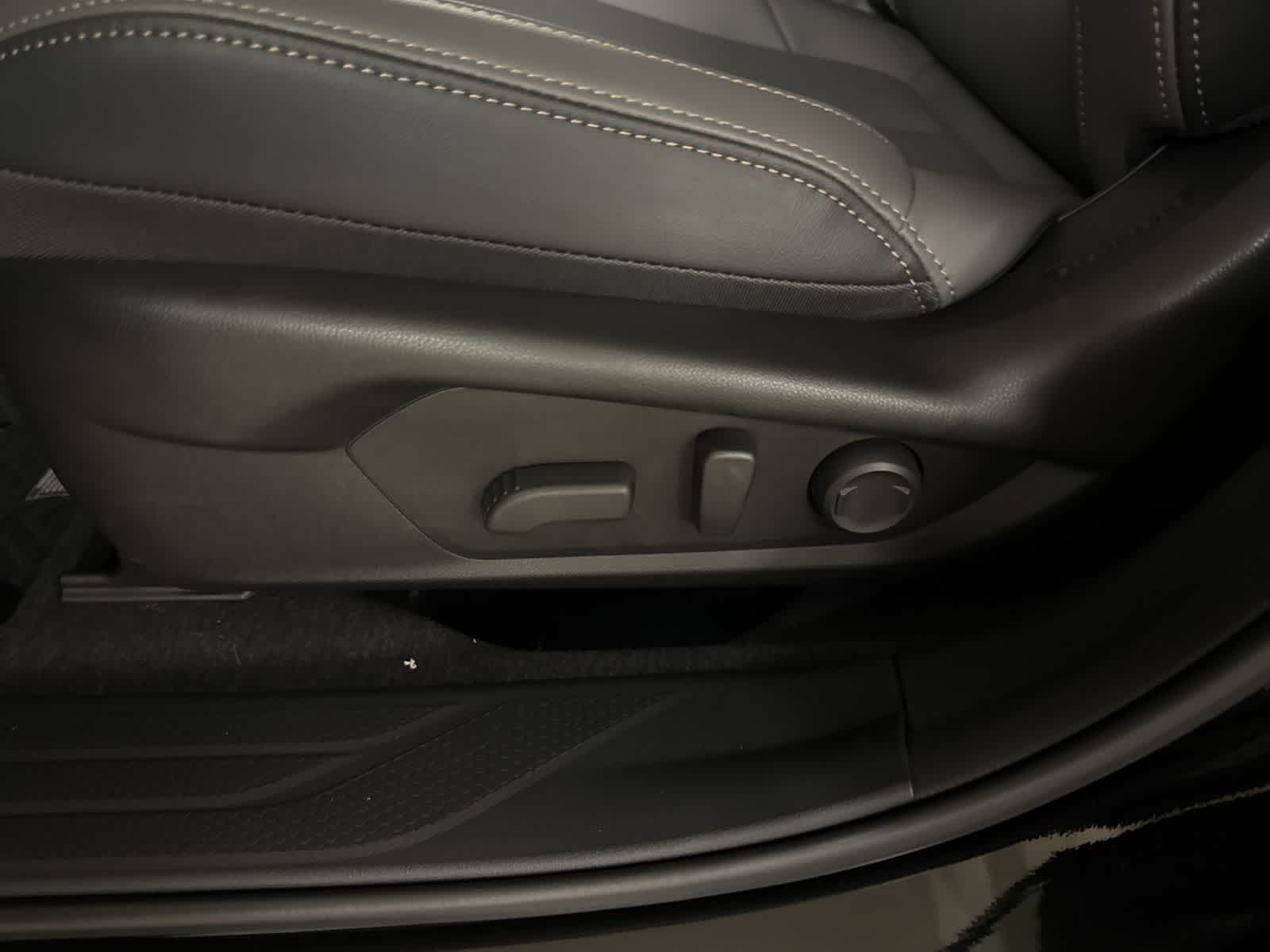 Thumbnail: 2026 Subaru Outback - 16