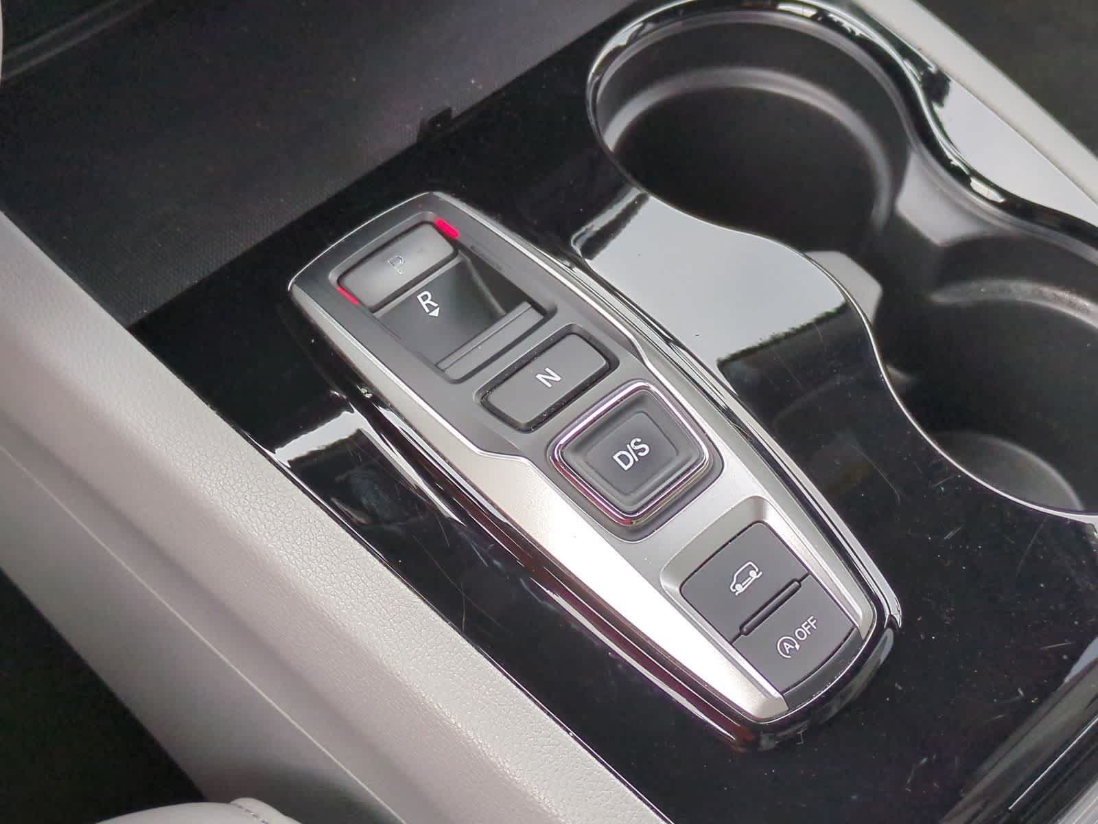 Thumbnail: 2018 Honda Pilot - 33