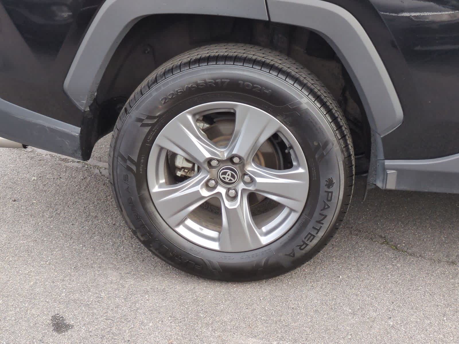 Thumbnail: 2024 Toyota RAV4 - 14