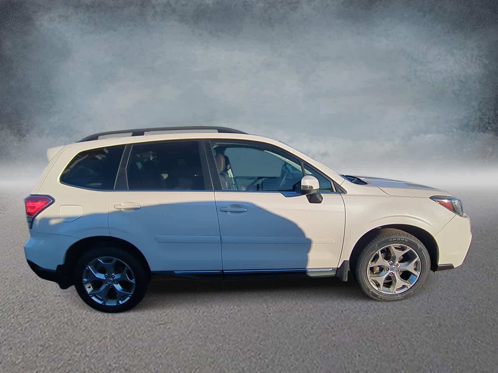 Thumbnail: 2017 Subaru Forester - 9