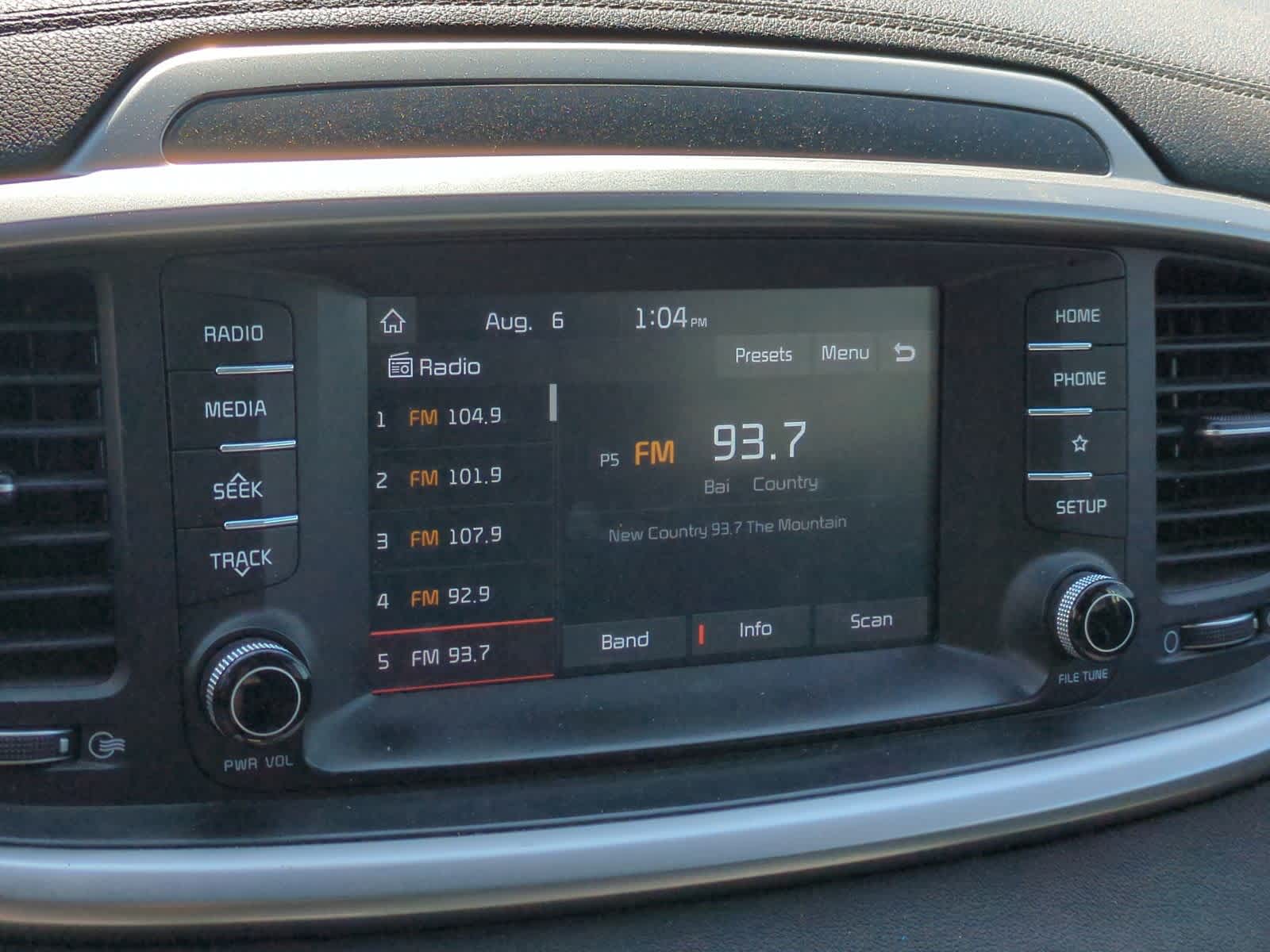 Thumbnail: 2019 Kia Sorento - 30