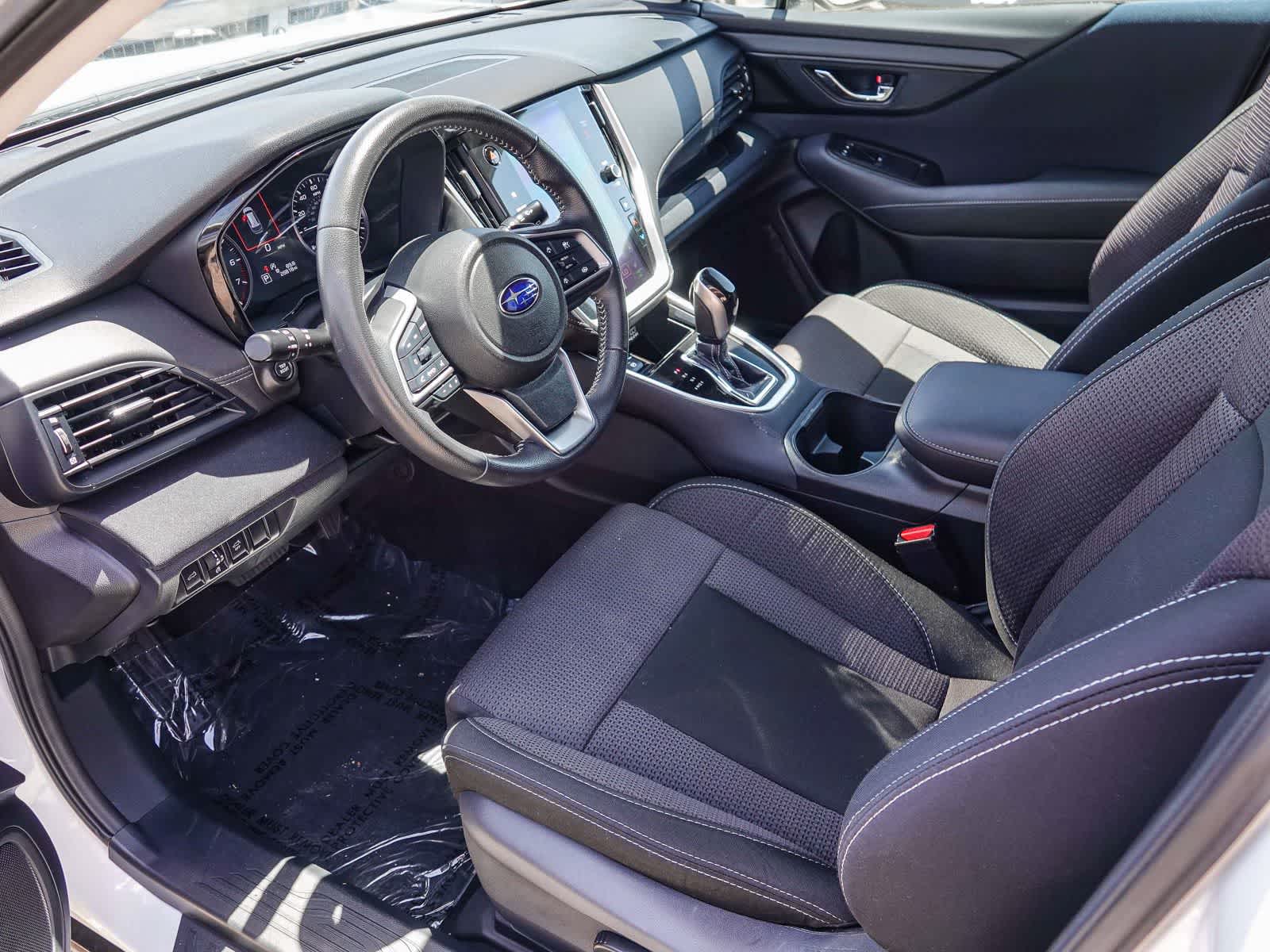 2025 Subaru Outback Premium - Photo 16