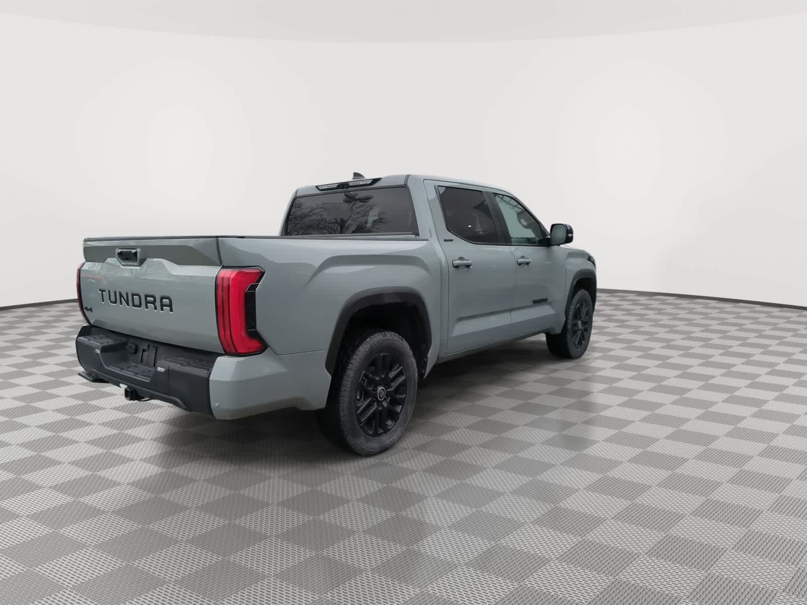 Thumbnail: 2024 Toyota Tundra - 8