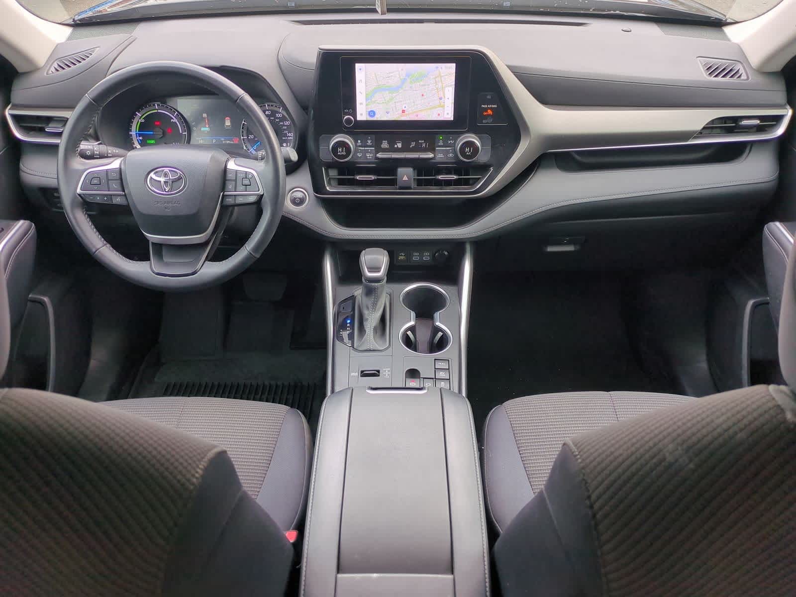 Thumbnail: 2024 Toyota Highlander - 16