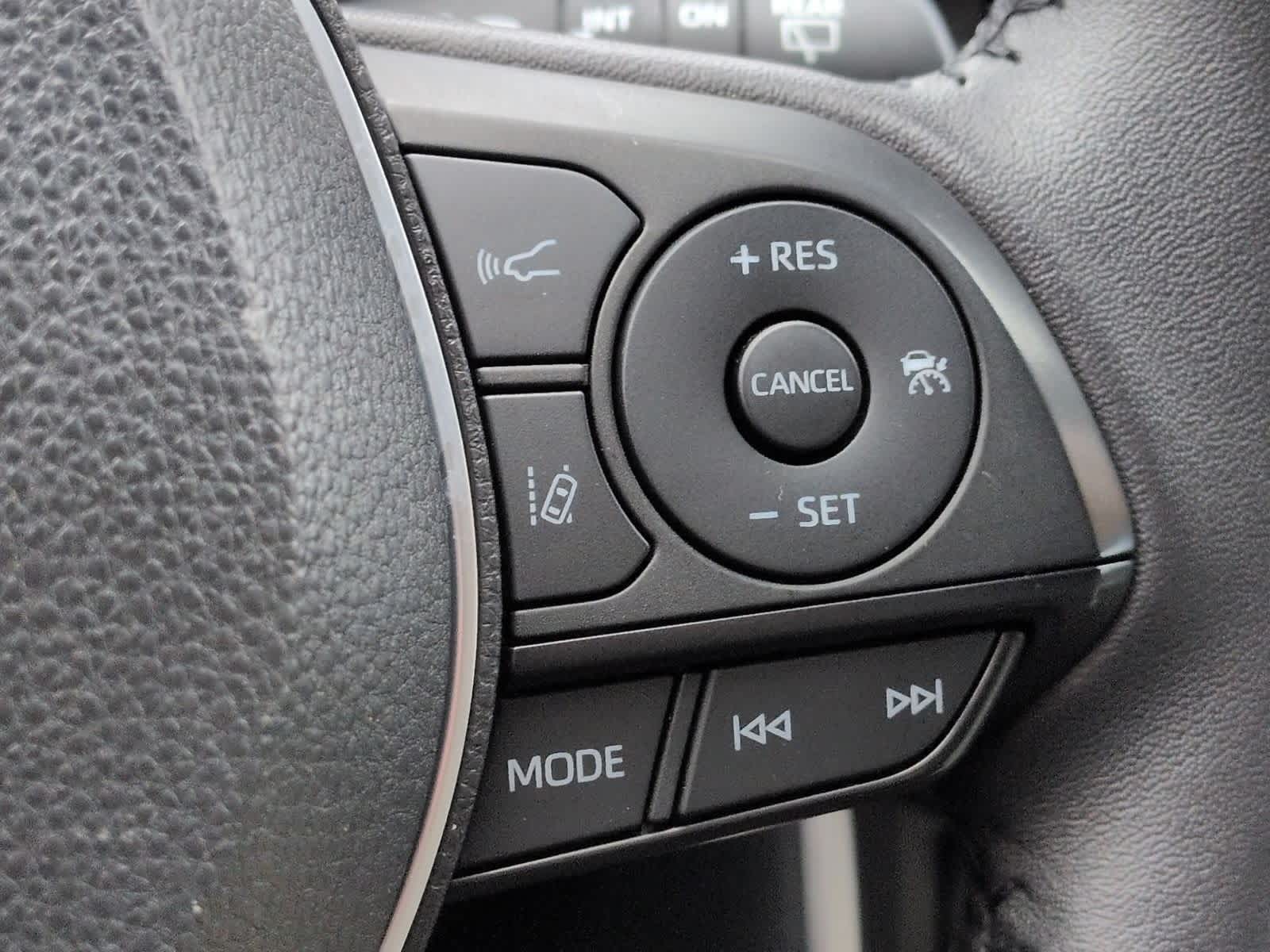 Thumbnail: 2024 Toyota RAV4 - 25