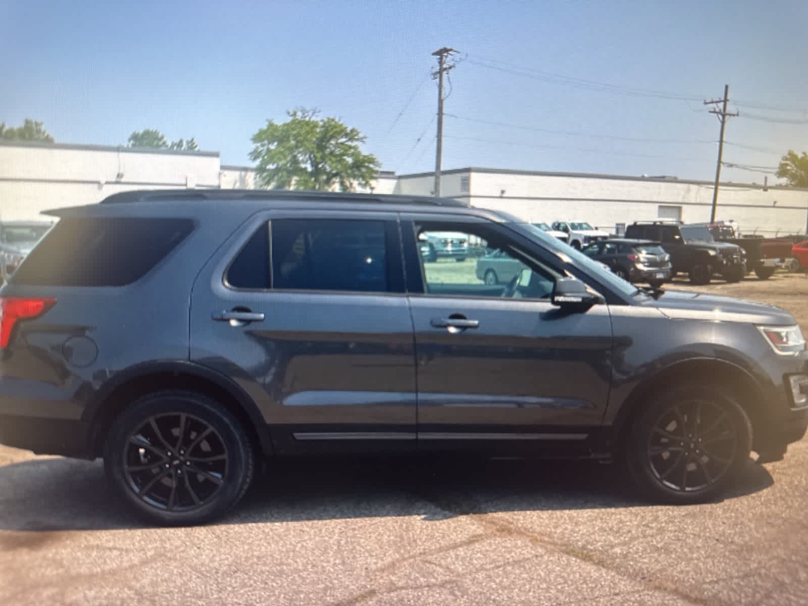 2017 Ford Explorer XLT 6