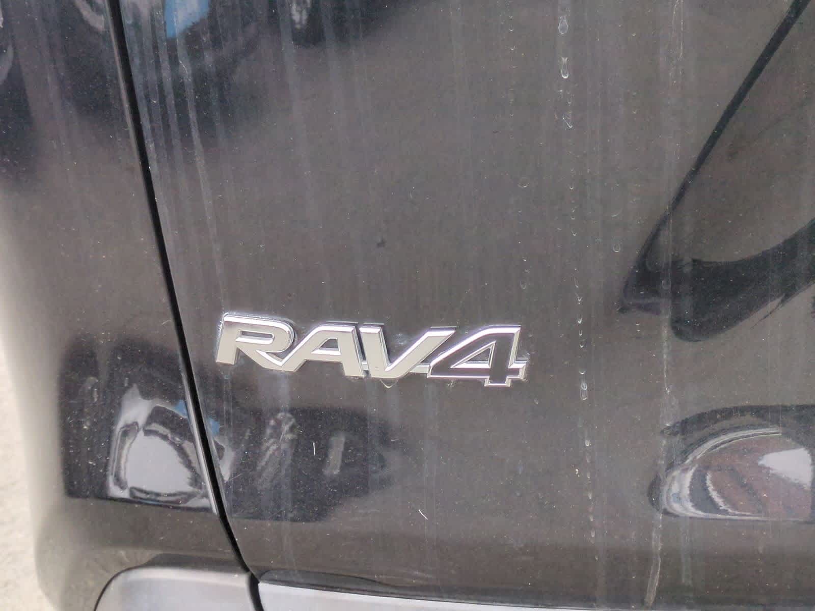 Thumbnail: 2024 Toyota RAV4 - 13