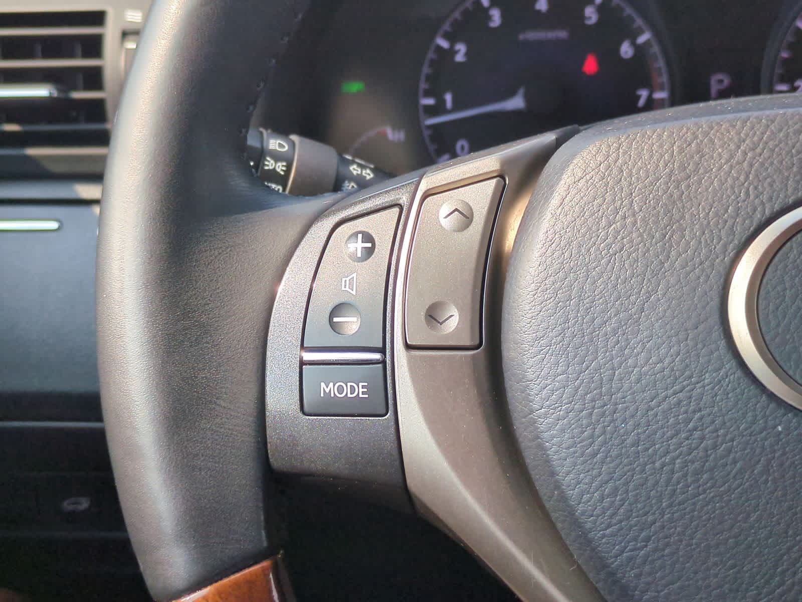 Thumbnail: 2015 Lexus RX - 25