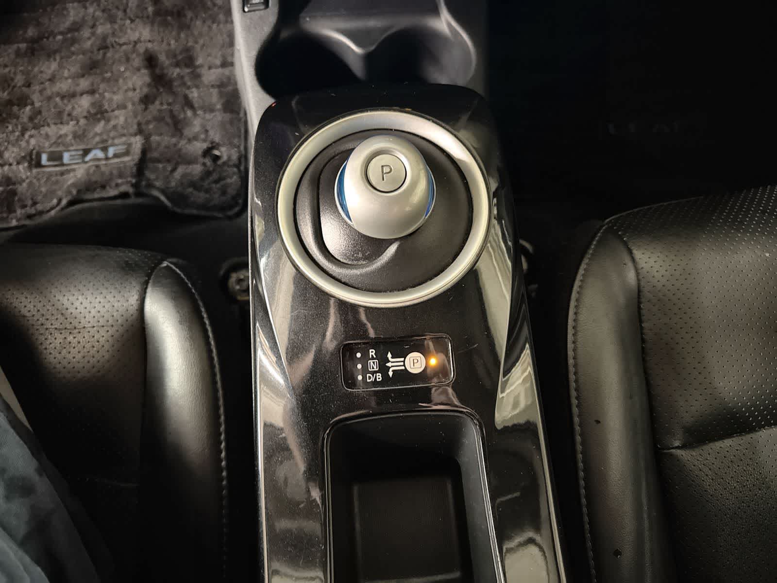 Thumbnail: 2016 Nissan Leaf - 30