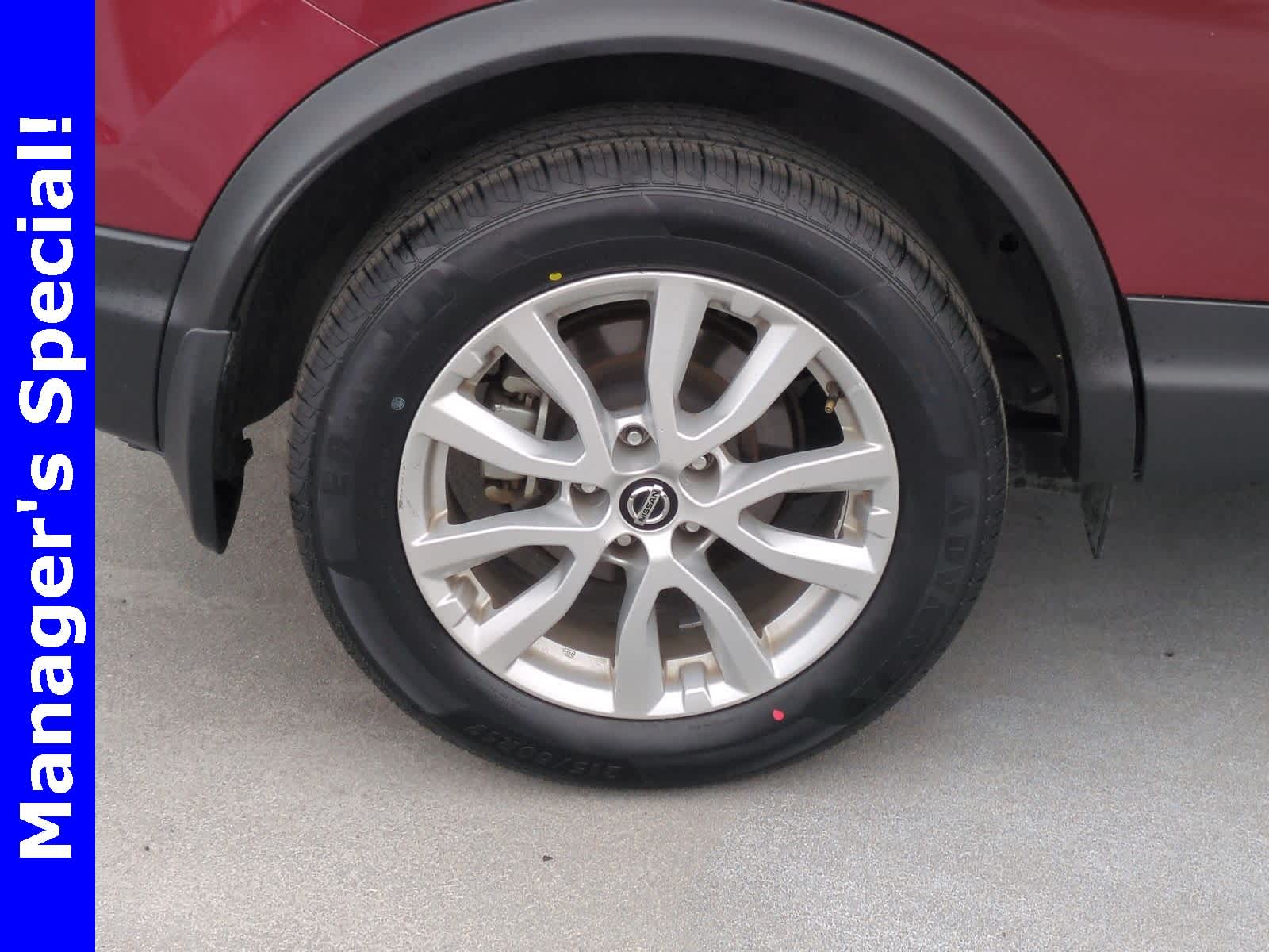 Thumbnail: 2022 Nissan Rogue Sport - 14